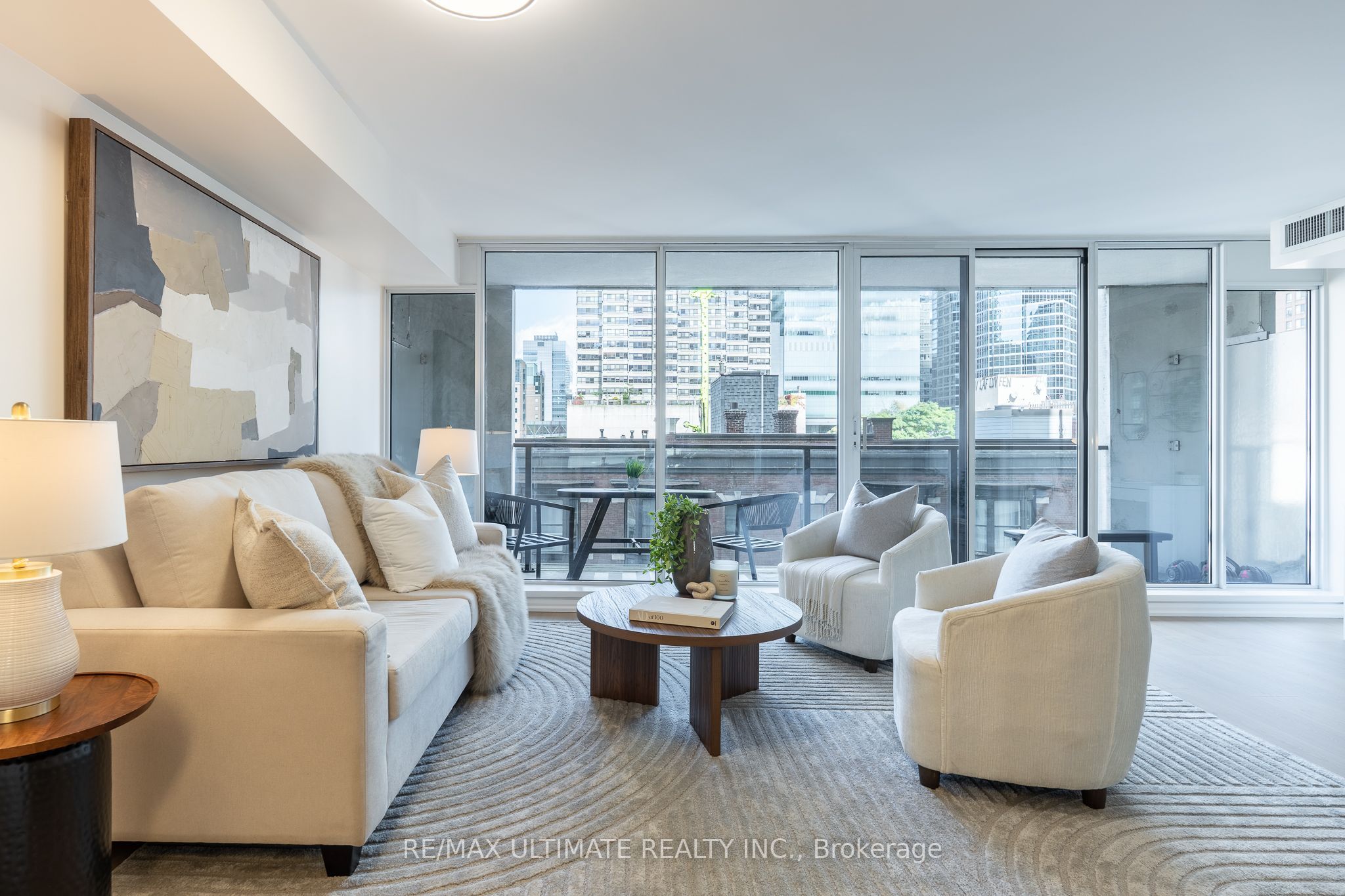 111 Elizabeth Street 627 Property Photo 11