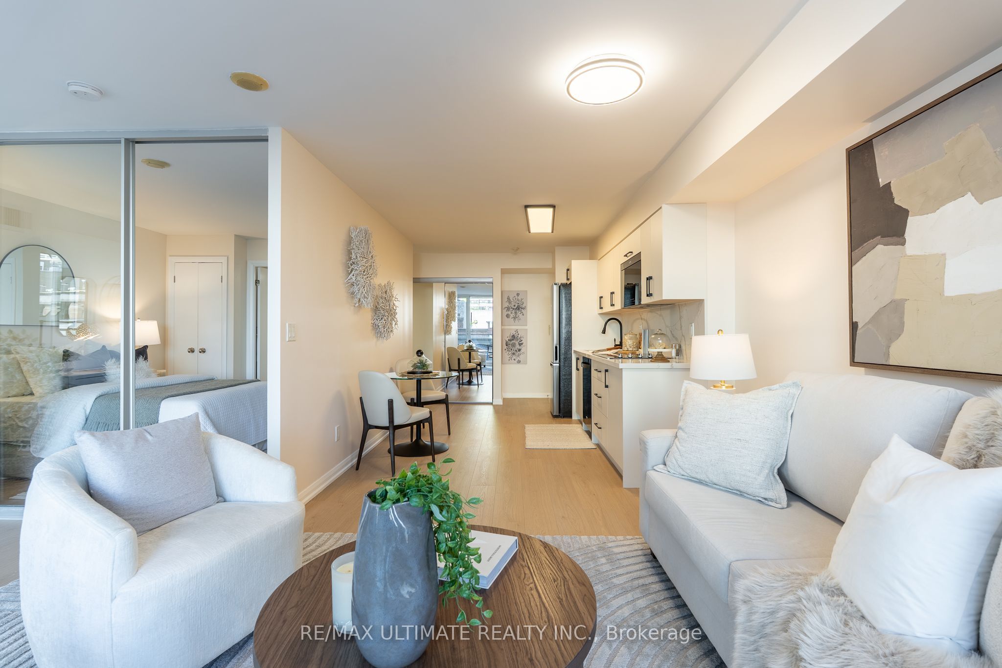 111 Elizabeth Street 627 Property Photo 14