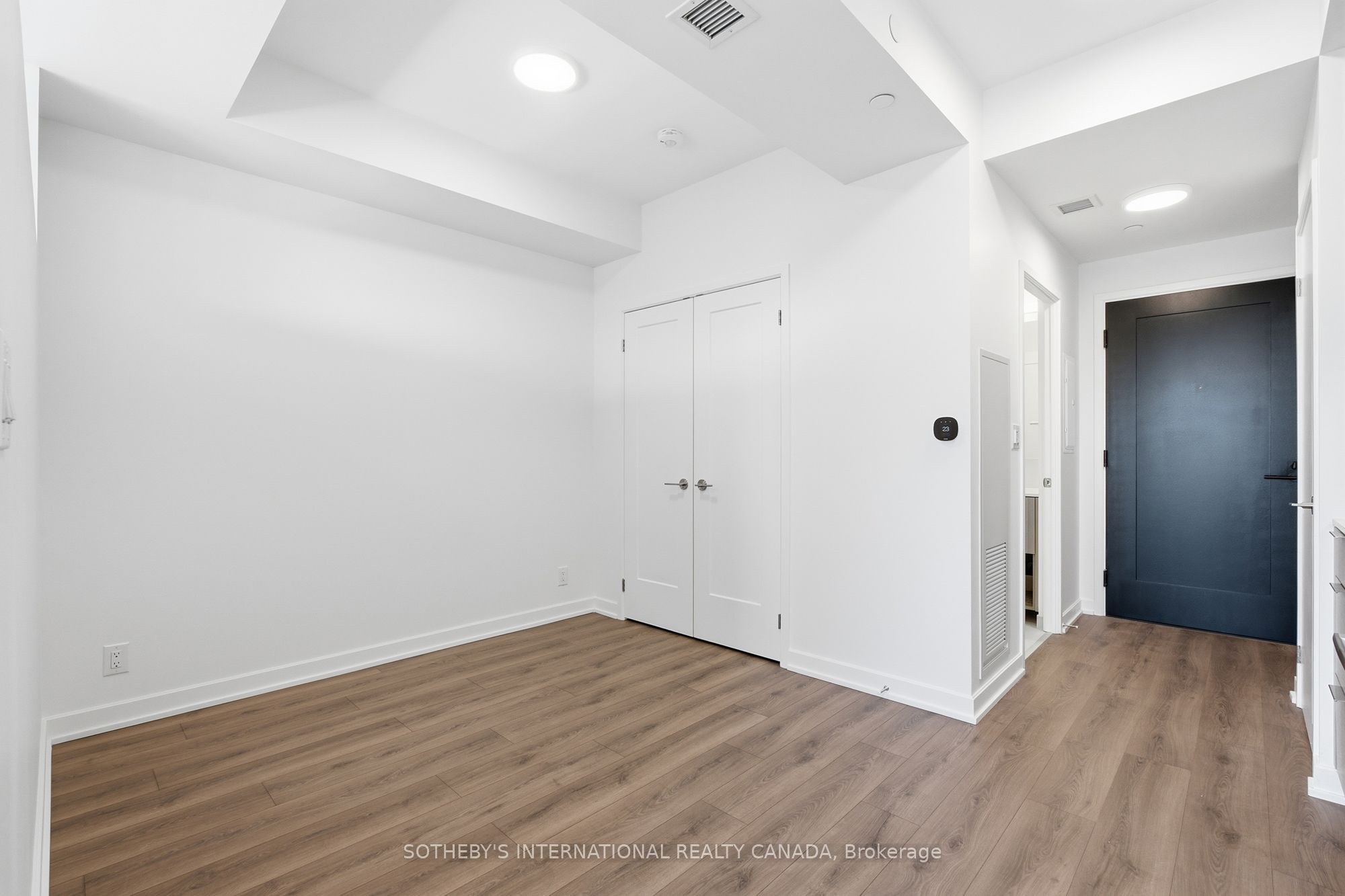 88 Bathurst Street 612 Property Photo 5