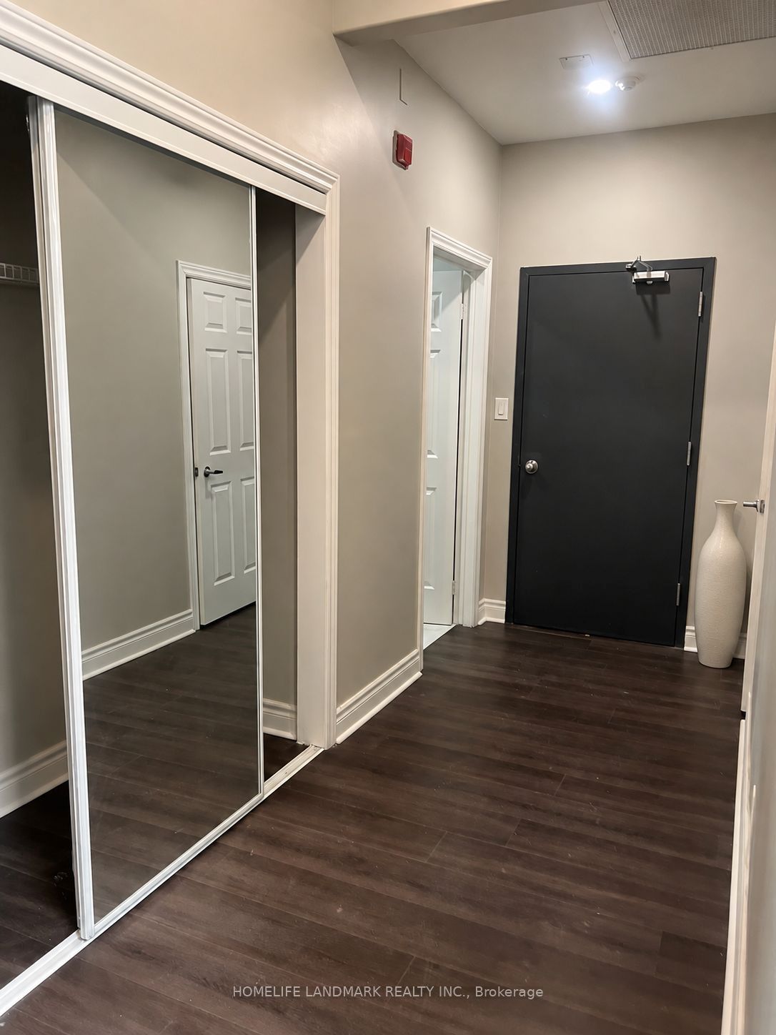 89 Finch Avenue W 302 Property Photo 3