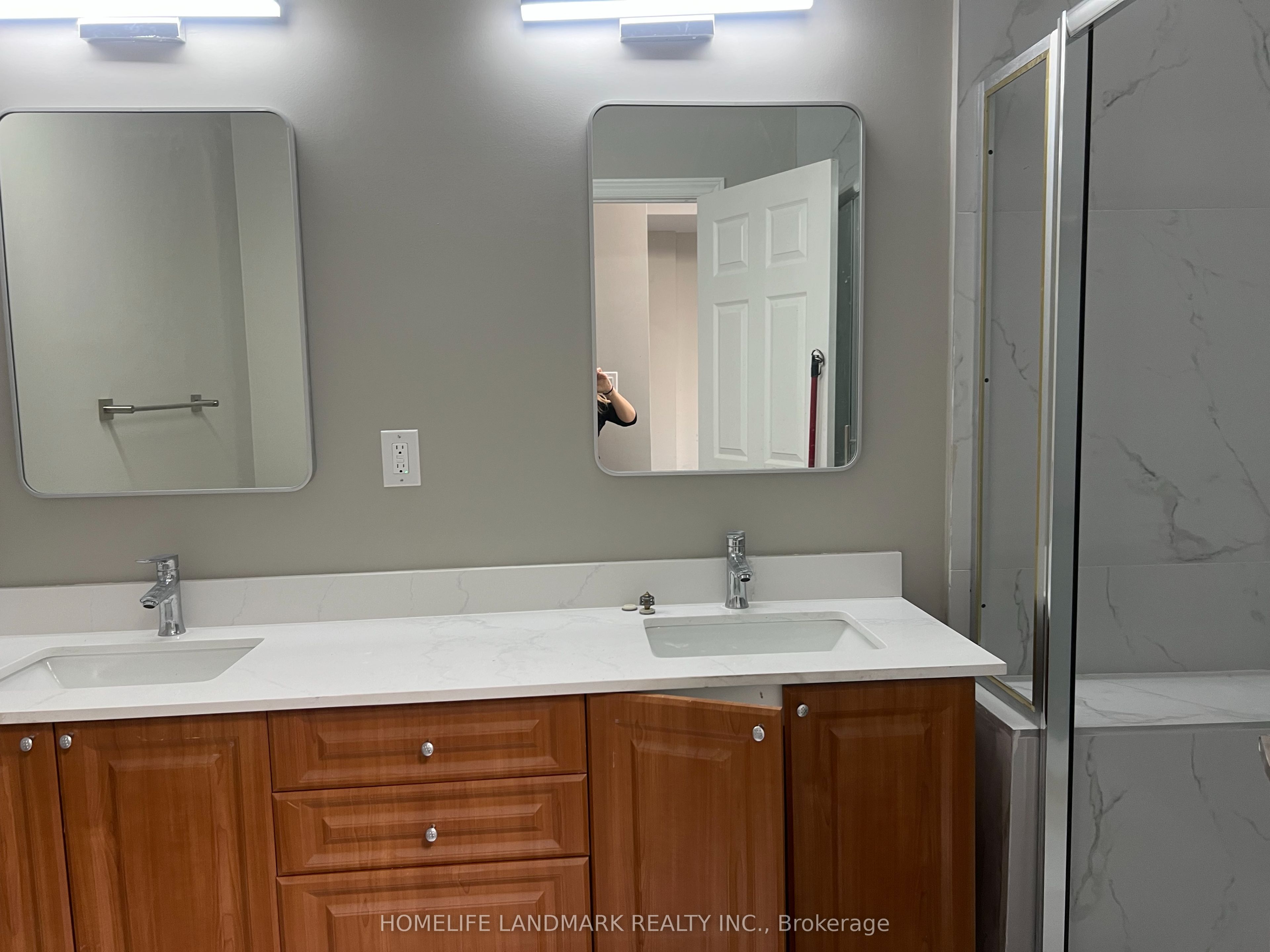 89 Finch Avenue W 302 Property Photo 5