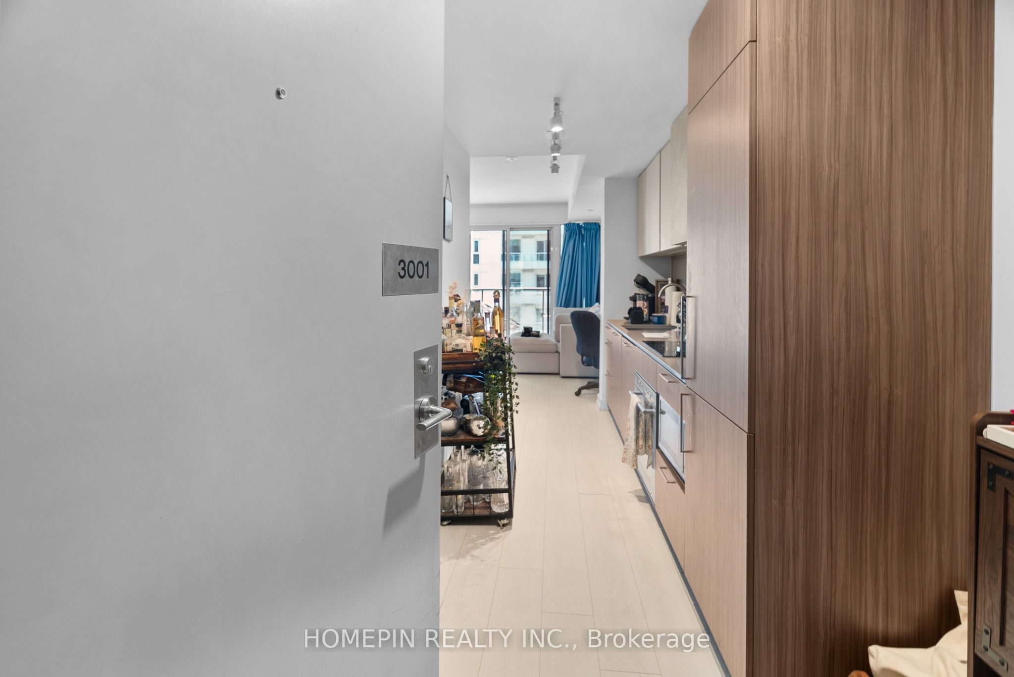 19 Western Battery Road 3001 Property Photo 4