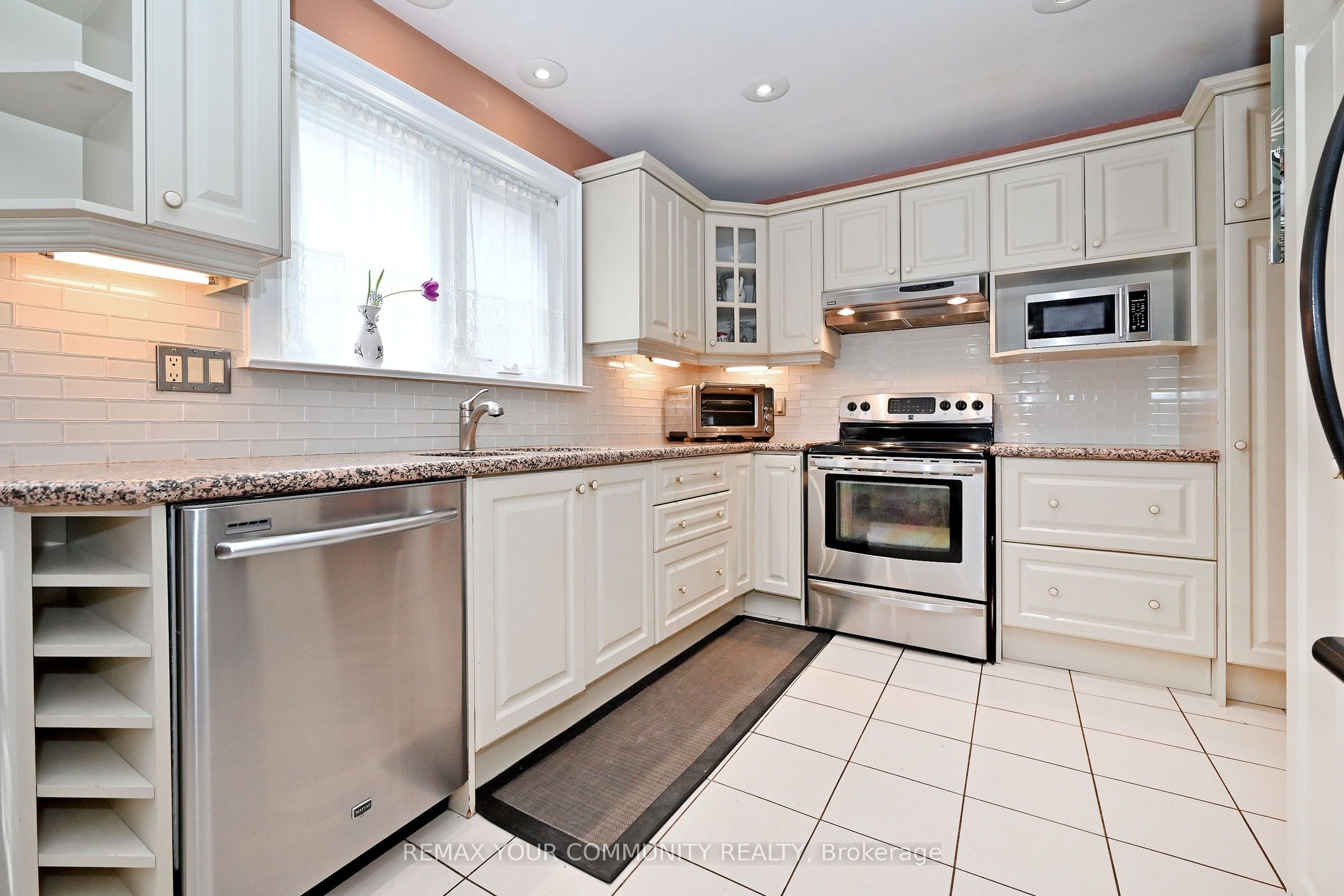 39 Prattley Drive Property Photo 13