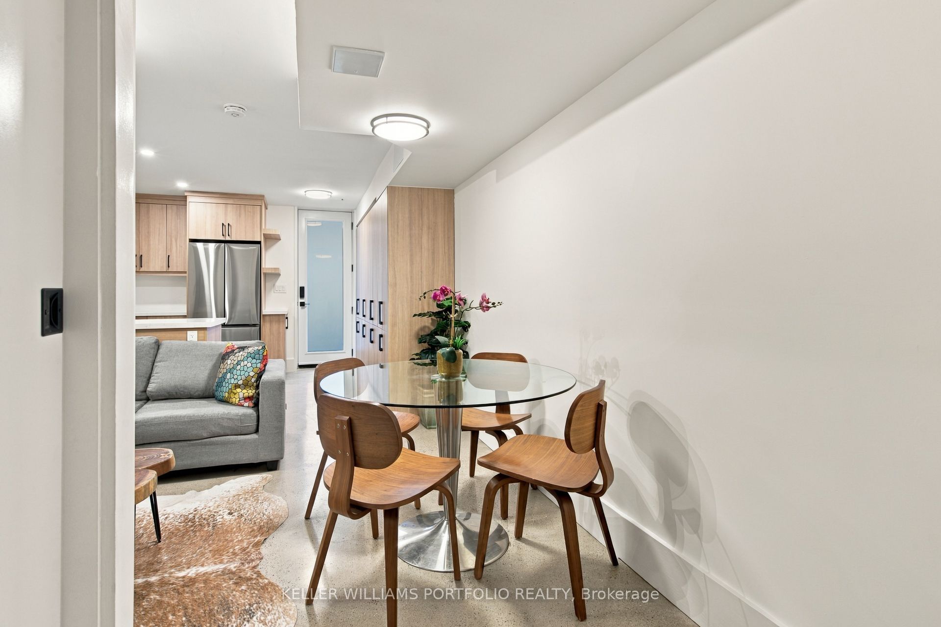 173 Beatrice Street Lower Property Photo 14