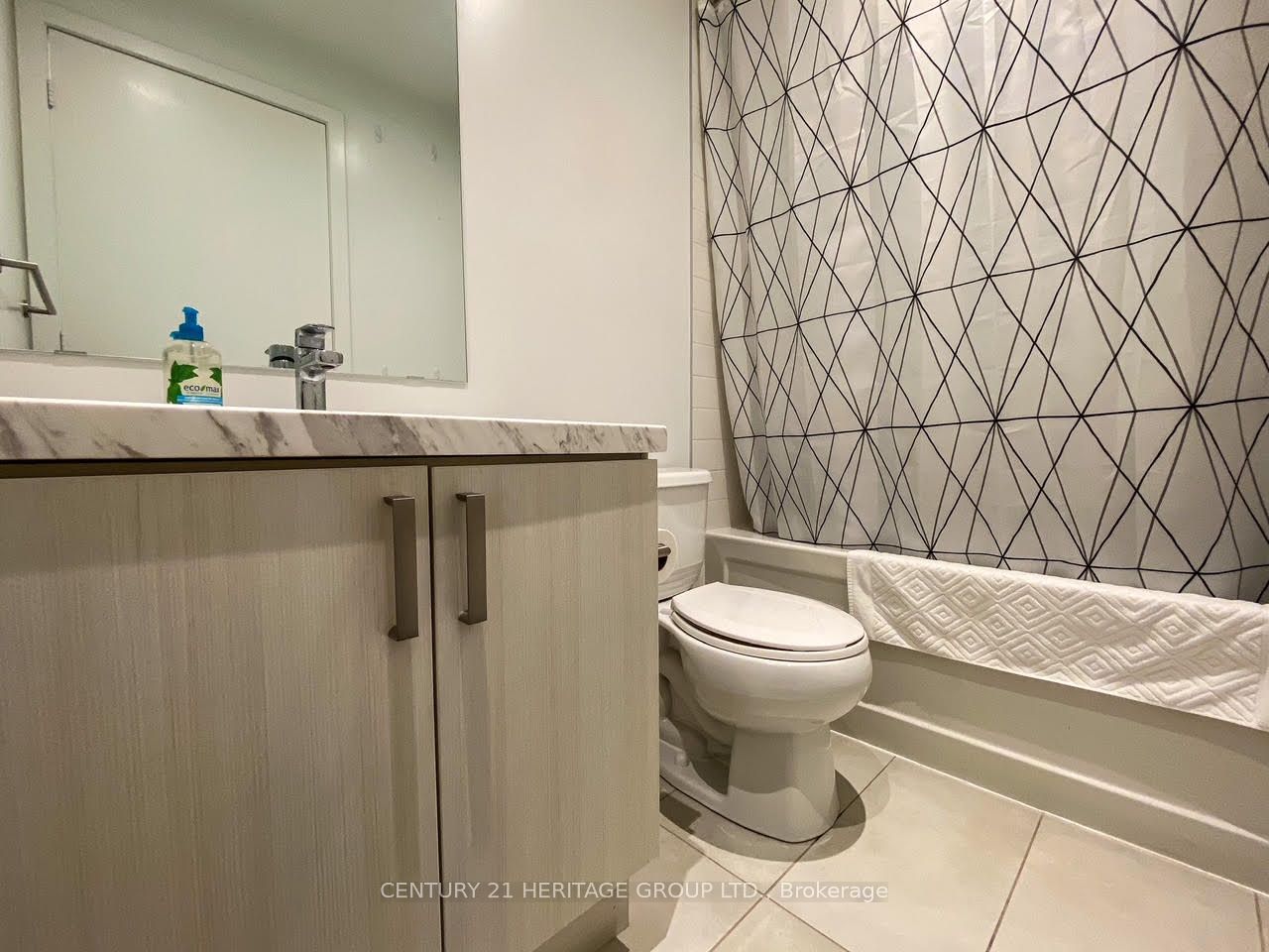 501 St Clair Avenue W 1709 Property Photo 7