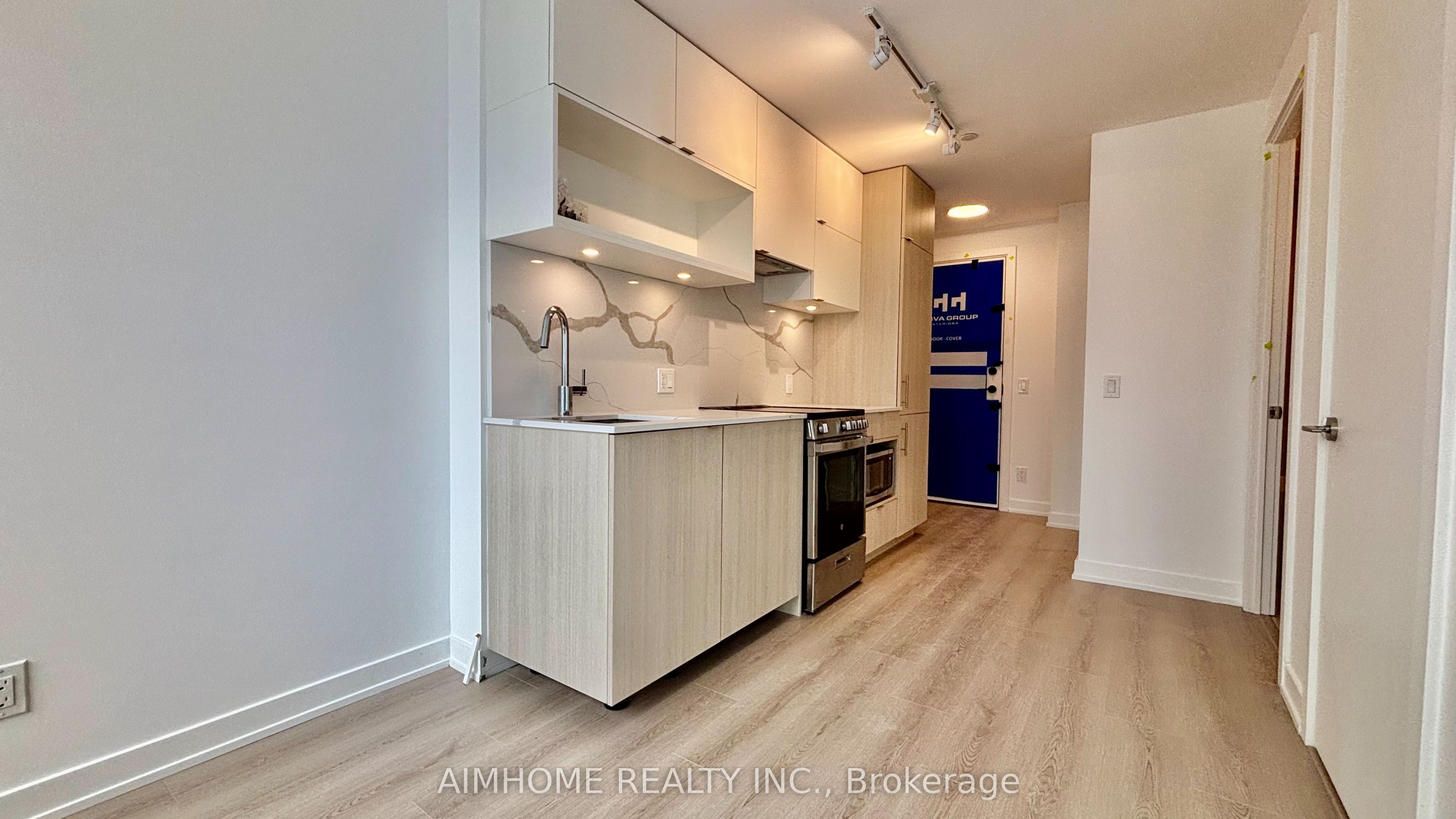 100 Queen Street E 3011 Property Photo 8