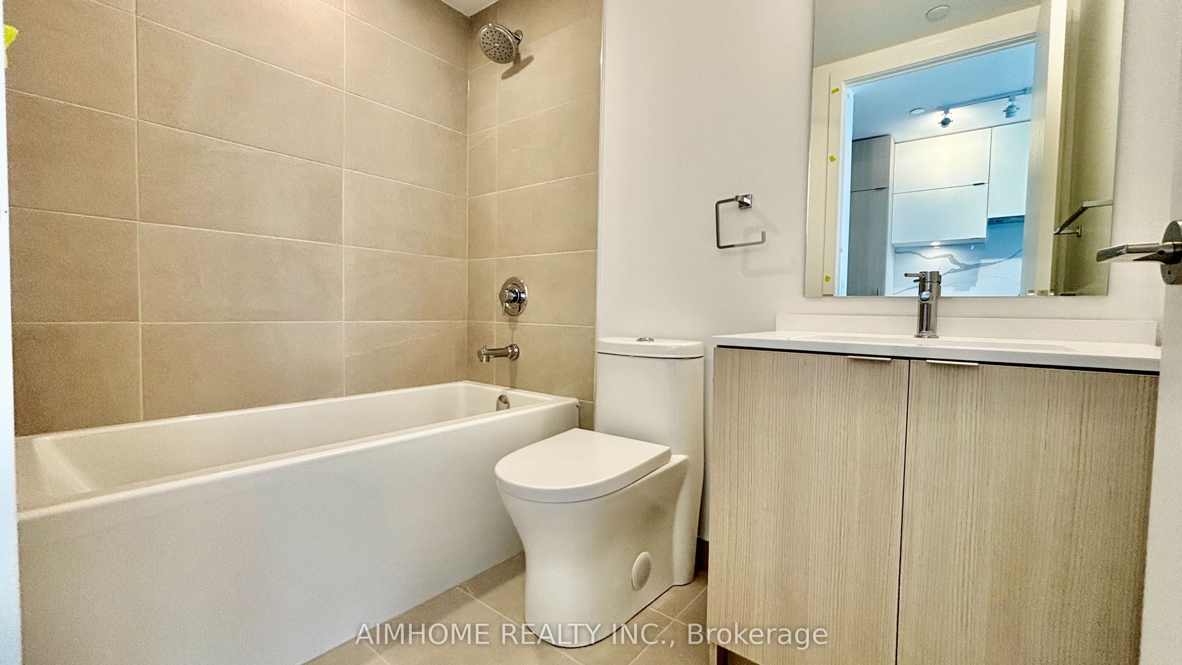 100 Queen Street E 3011 Property Photo 12
