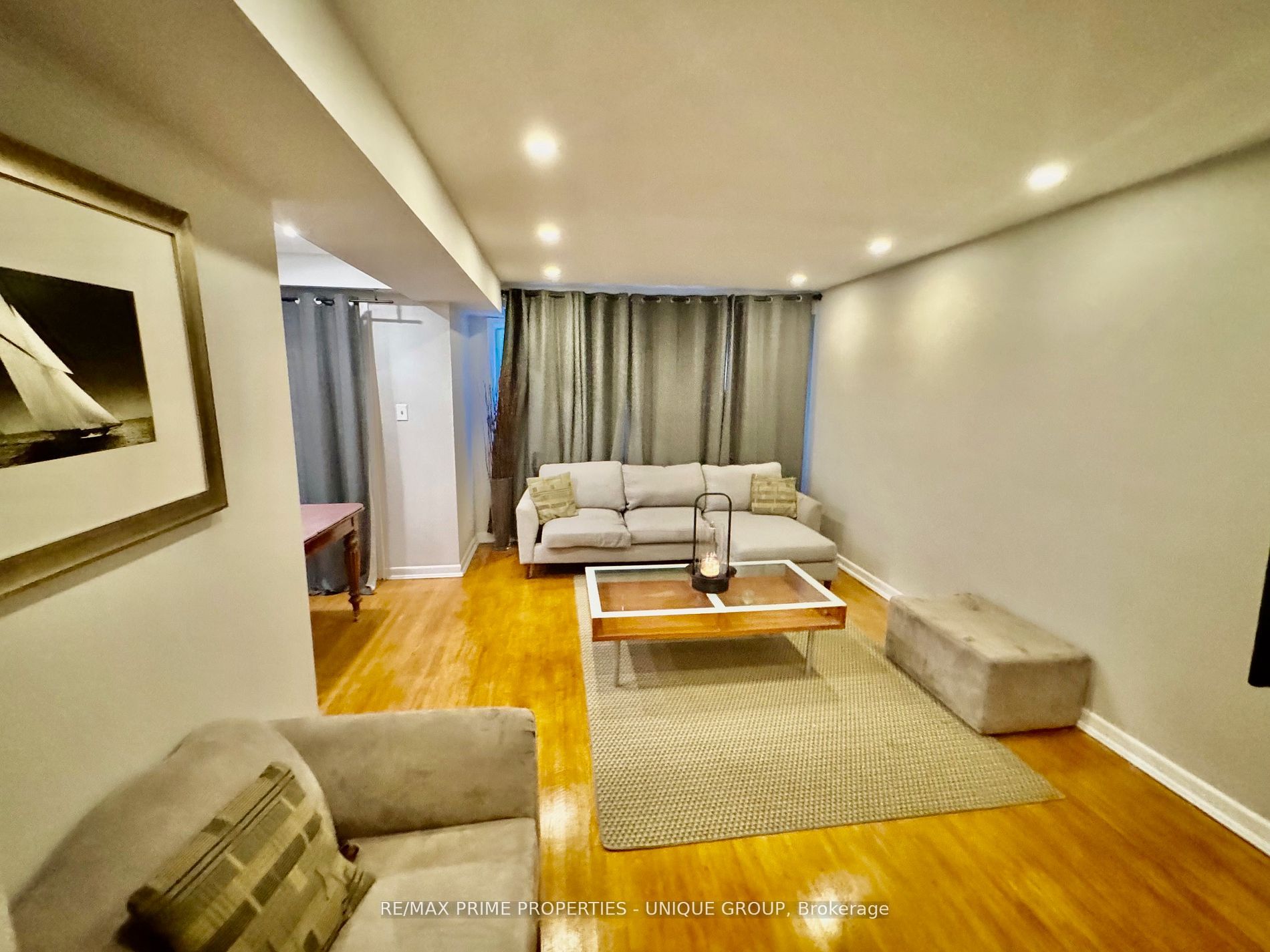 282 Roywood Drive Property Photo 4