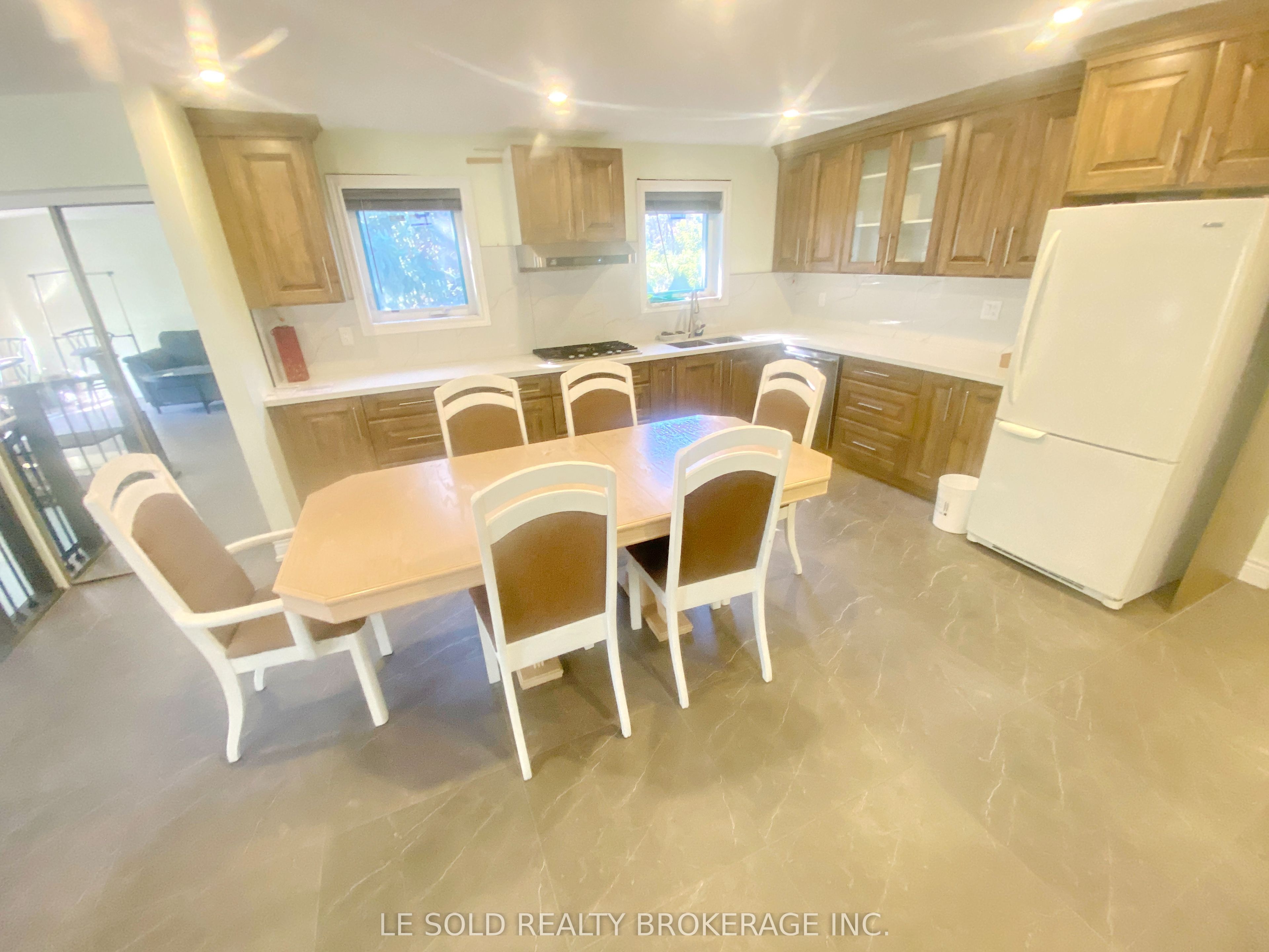 2 Chipwood Crescent Upper Property Photo 6