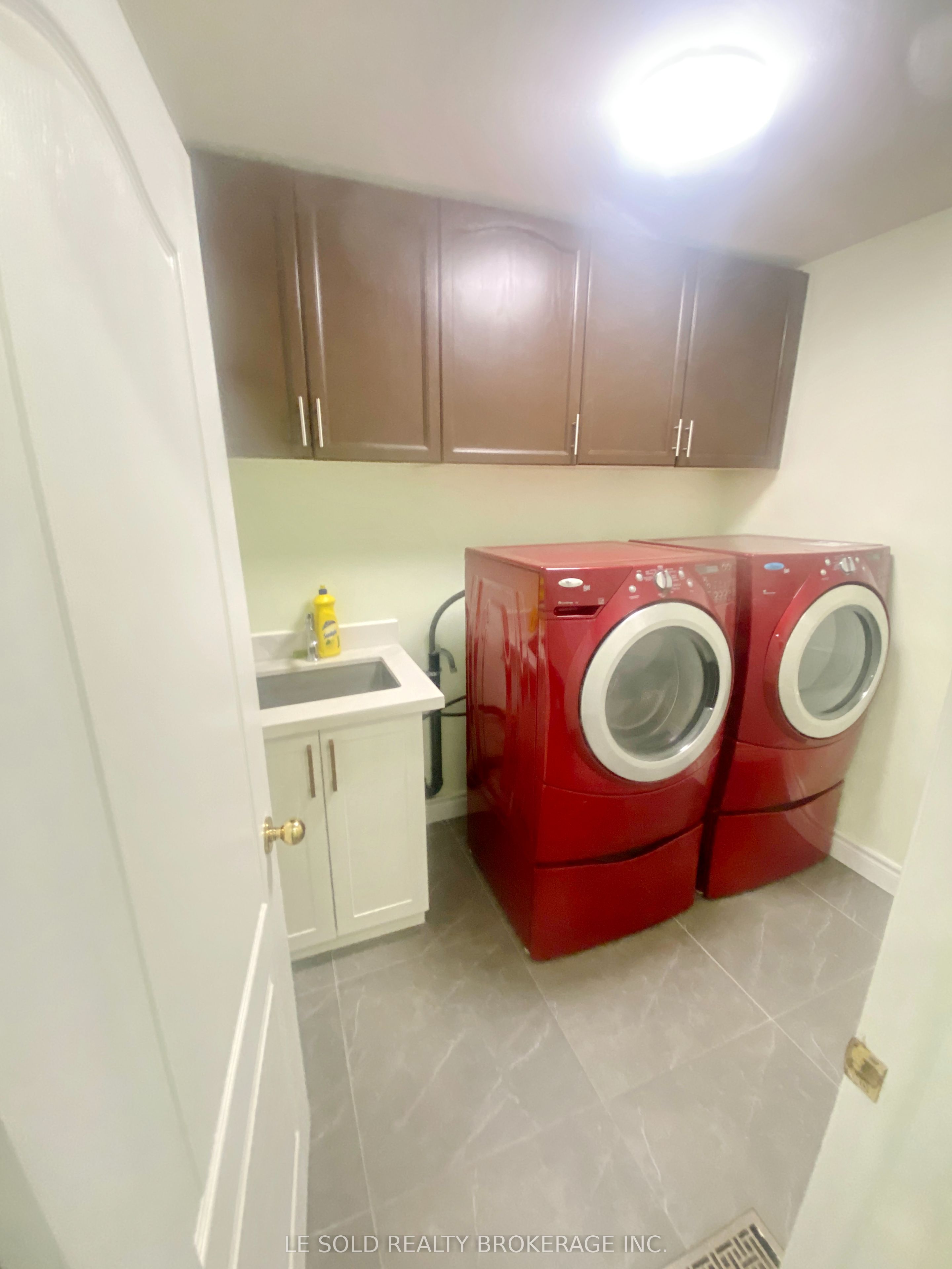 2 Chipwood Crescent Upper Property Photo 10