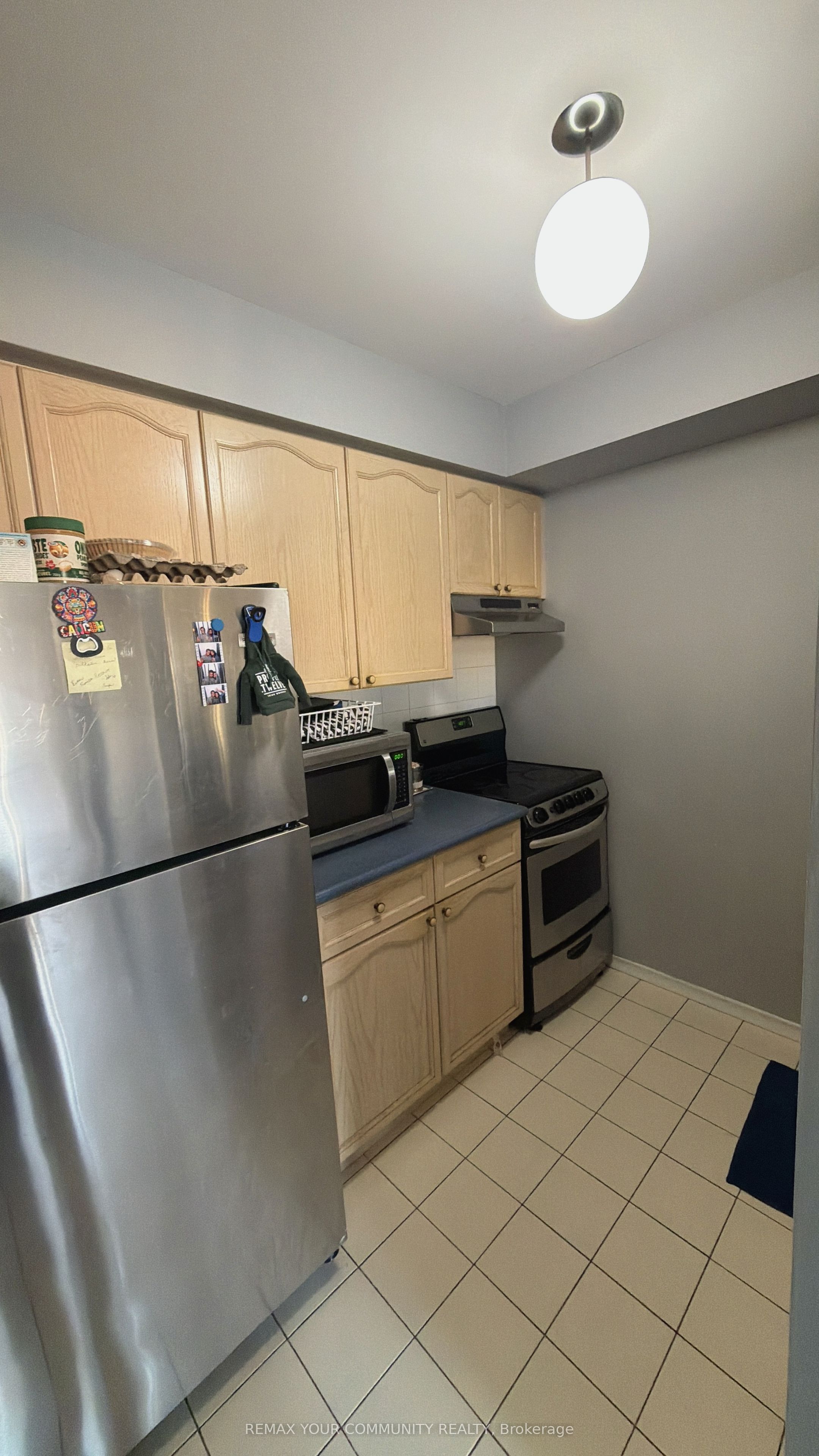 555 Wilson Heights Boulevard 305 Property Photo 8