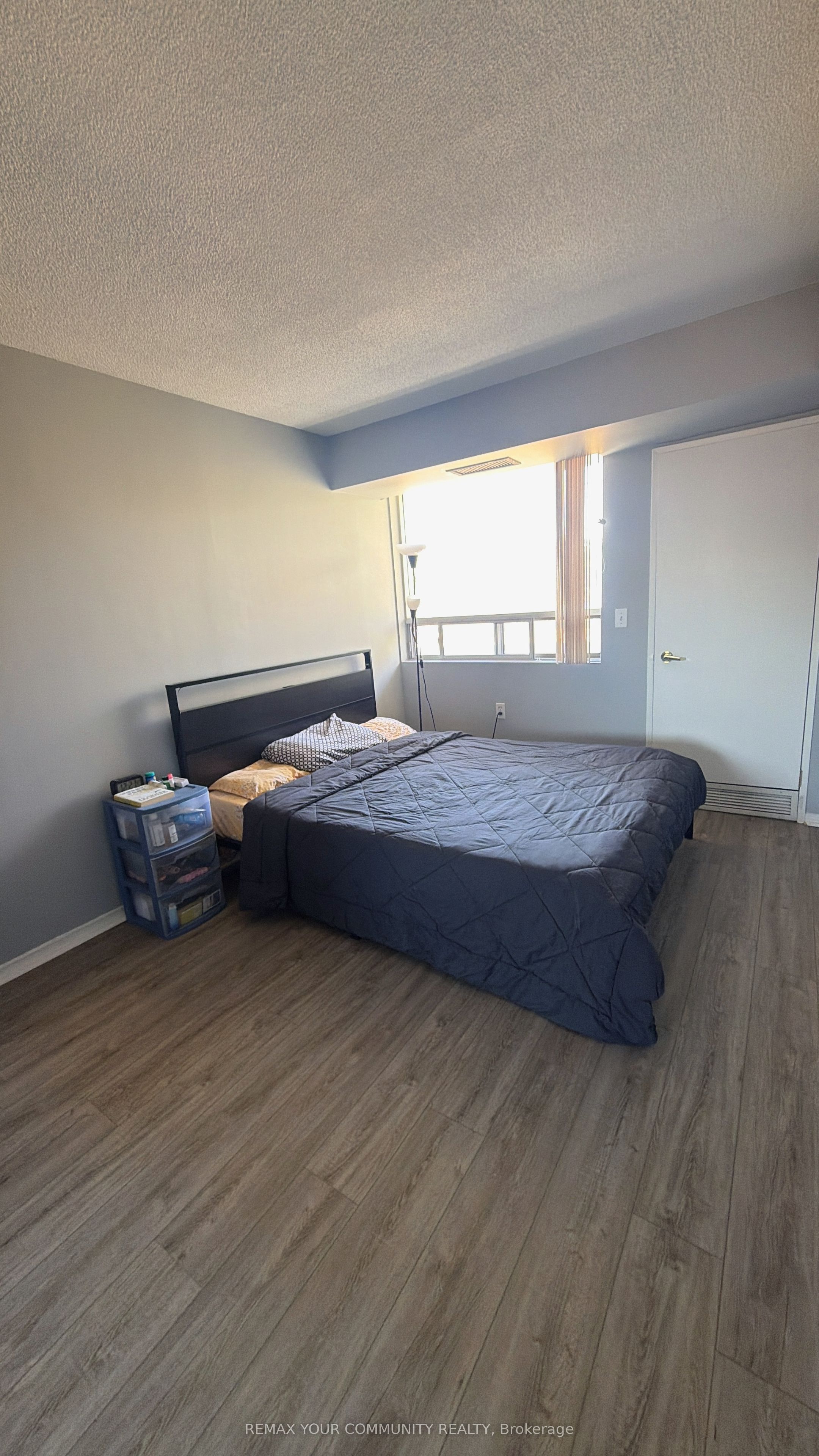 555 Wilson Heights Boulevard 305 Property Photo 10