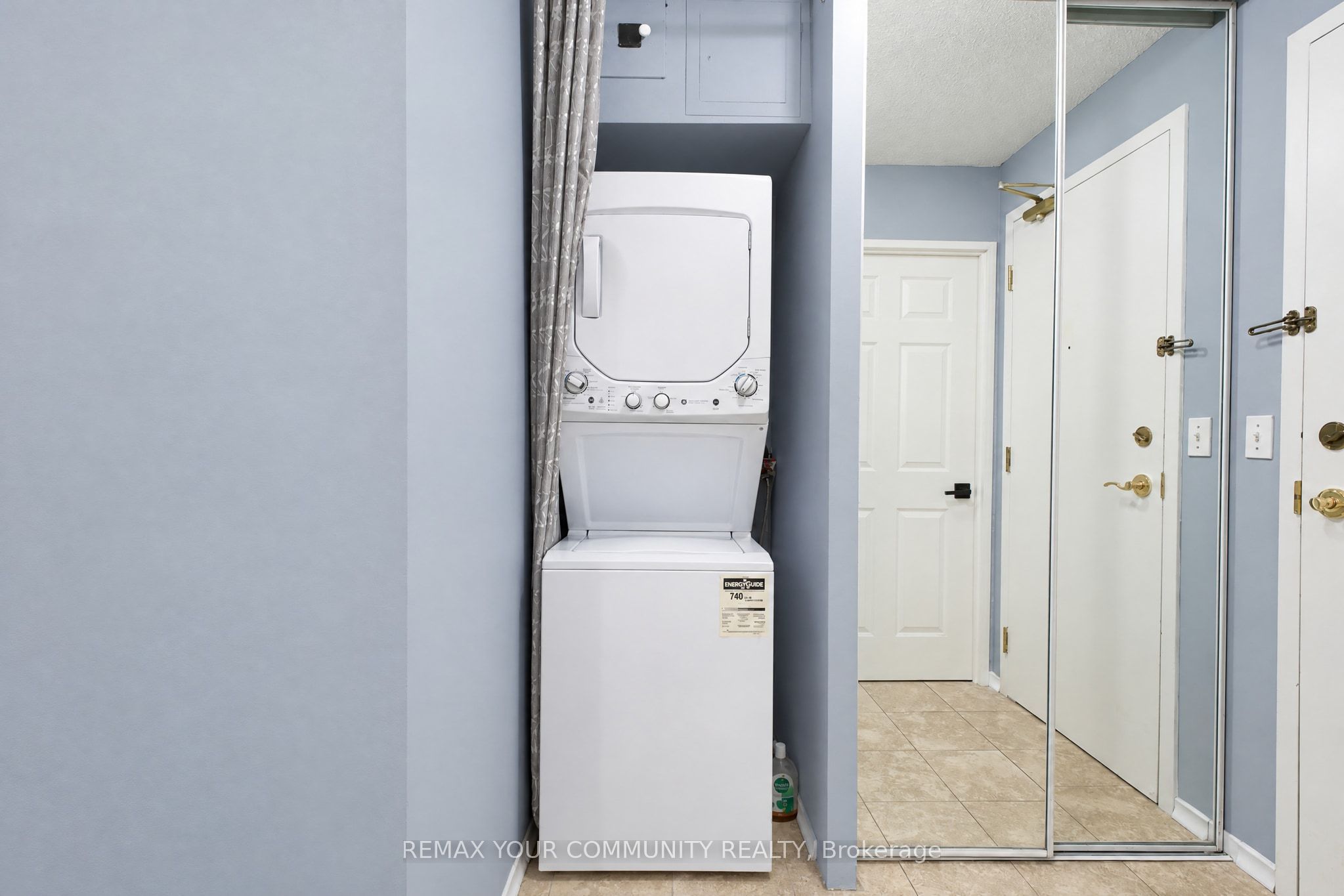 555 Wilson Heights Boulevard 305 Property Photo 11