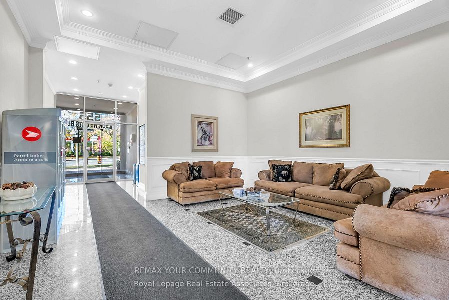 555 Wilson Heights Boulevard 305 Property Photo 14