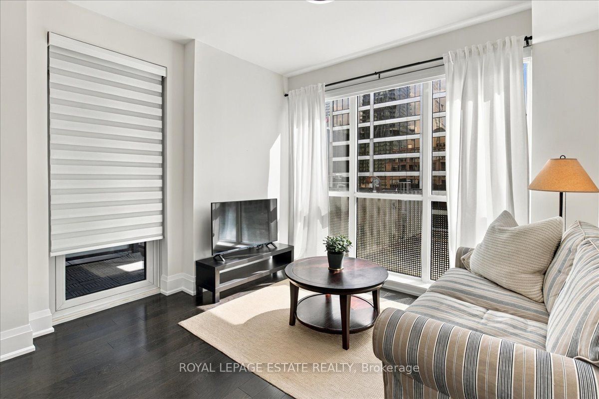 88 Cumberland Street 1201 Property Photo 14