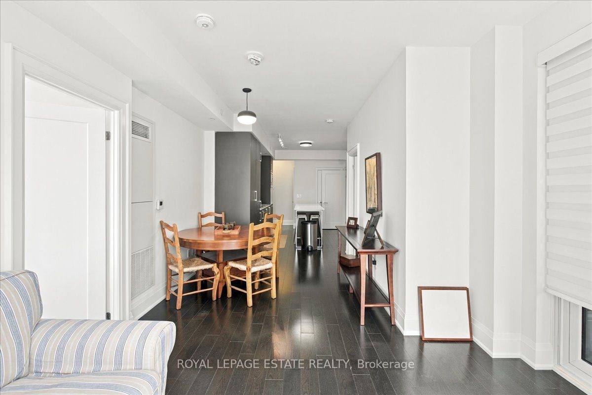 88 Cumberland Street 1201 Property Photo 17