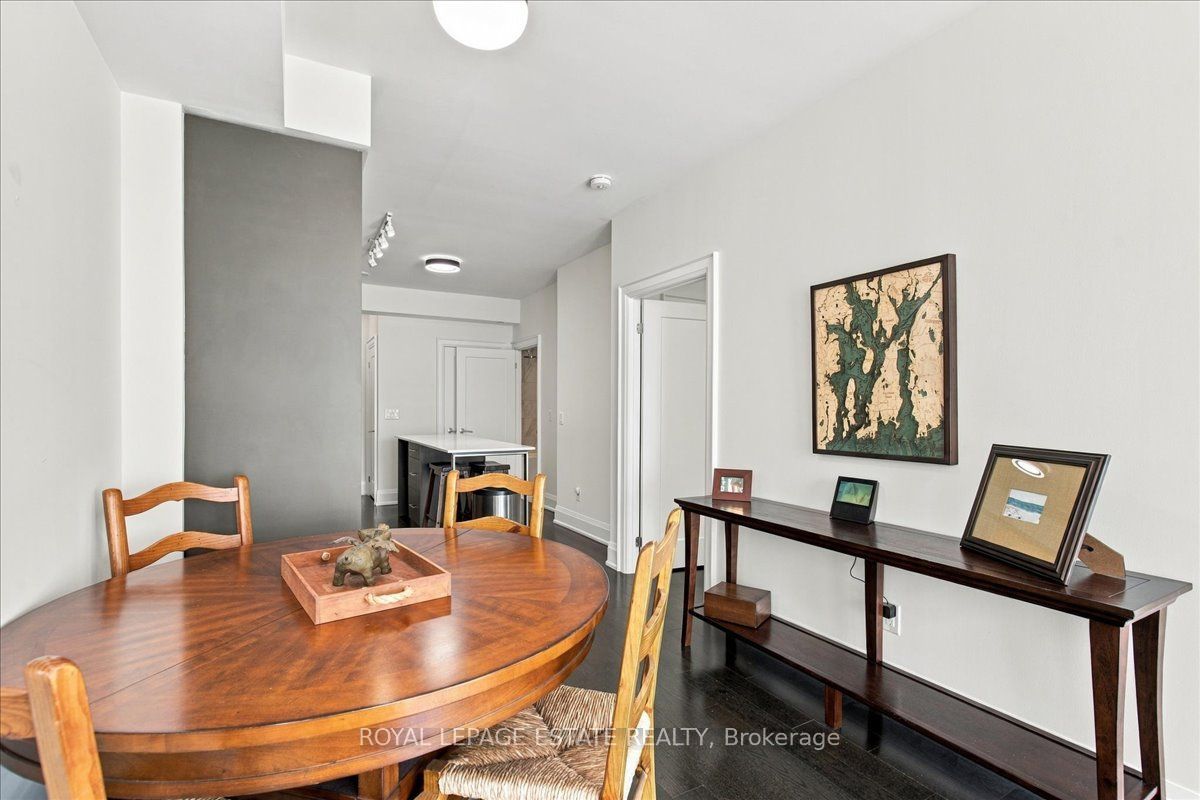 88 Cumberland Street 1201 Property Photo 19