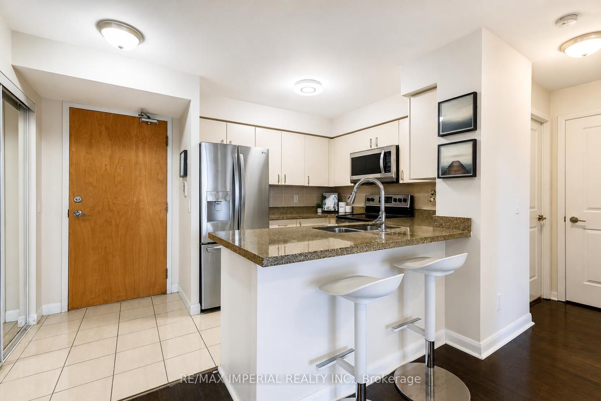 4968 Yonge Street 2903 Property Photo 9