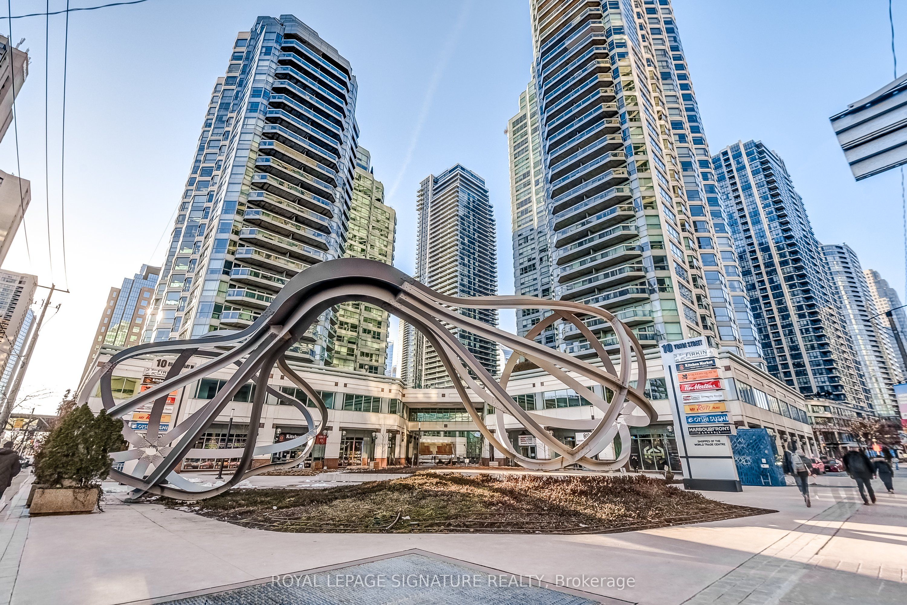 10 Yonge Street 3111 Property Photo 1