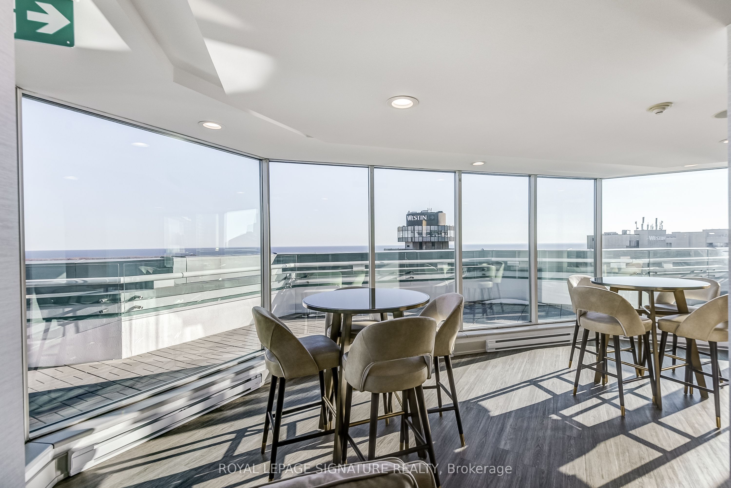 10 Yonge Street 3111 Property Photo 29