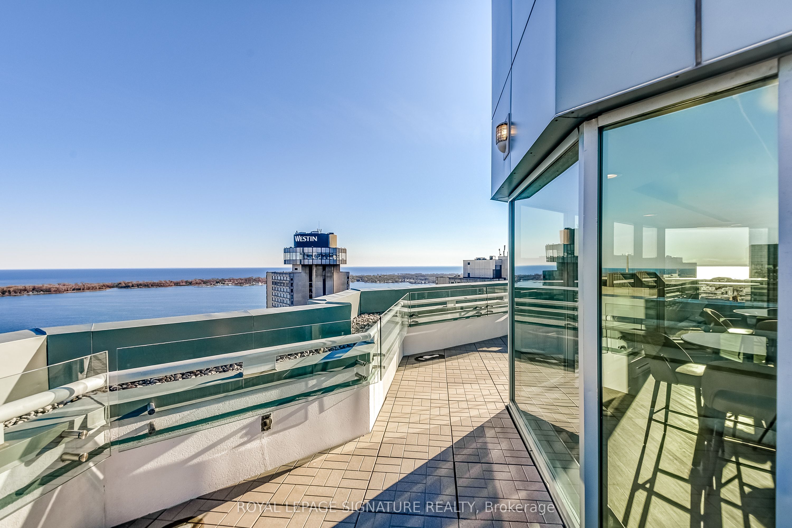 10 Yonge Street 3111 Property Photo 32