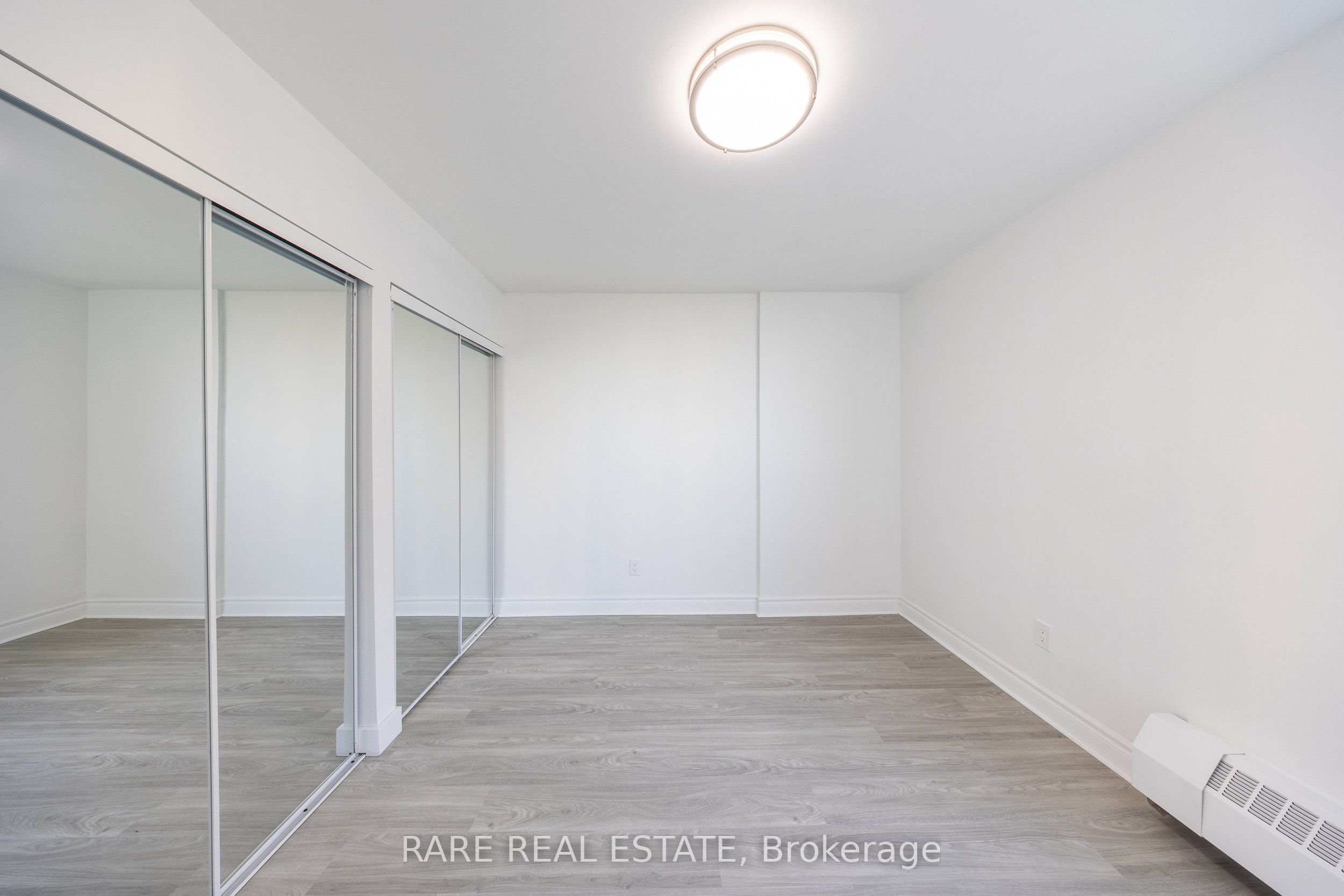 60 Pavane Linkway 914 Property Photo 7