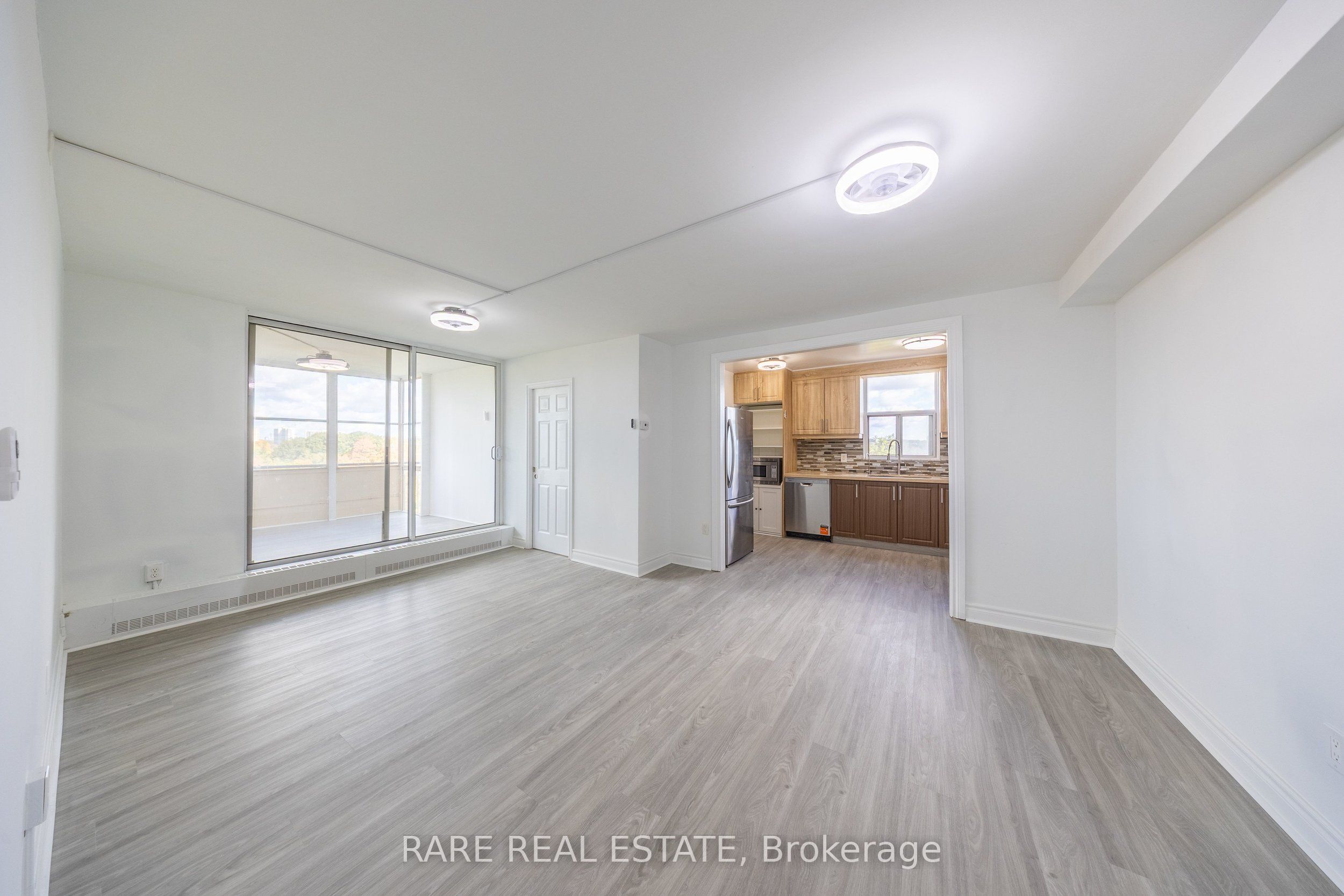 60 Pavane Linkway 914 Property Photo 18
