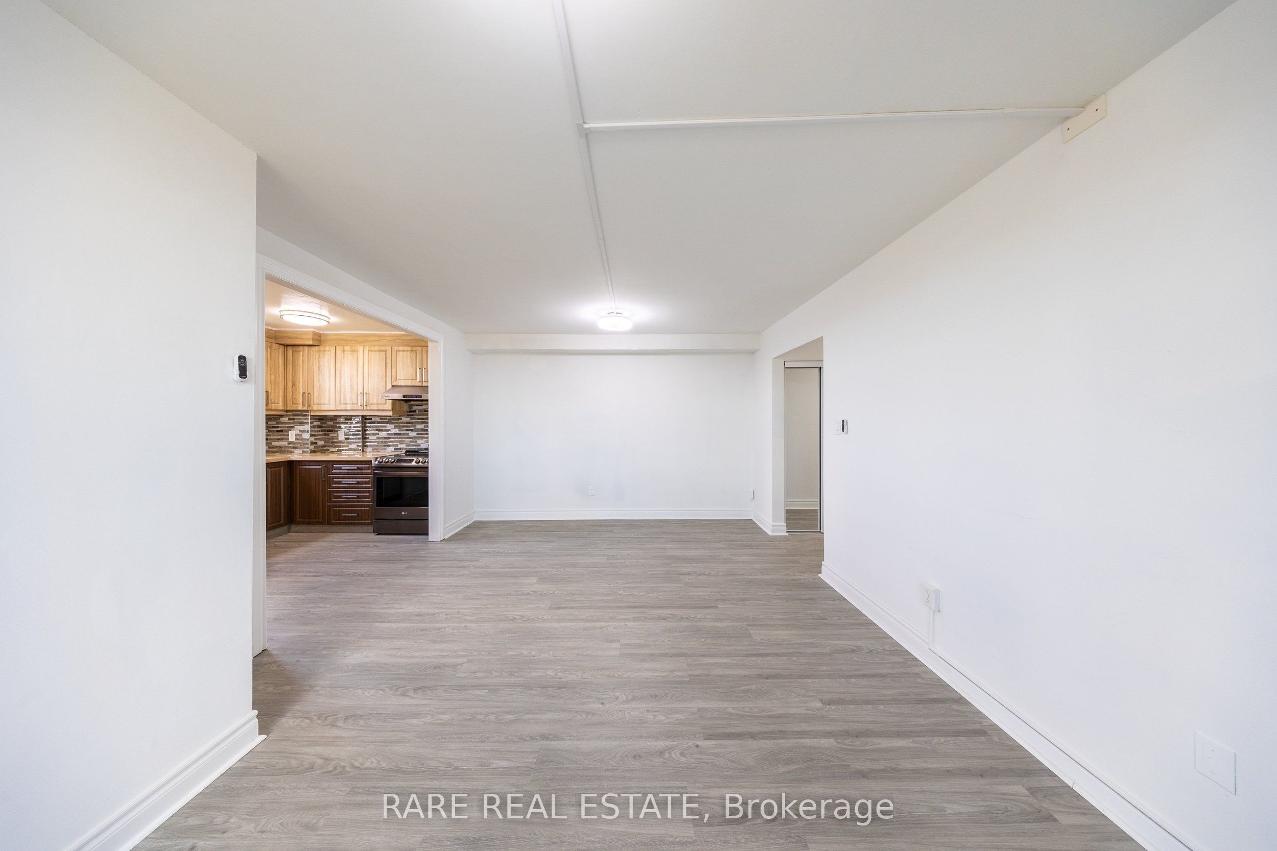 60 Pavane Linkway 914 Property Photo 24