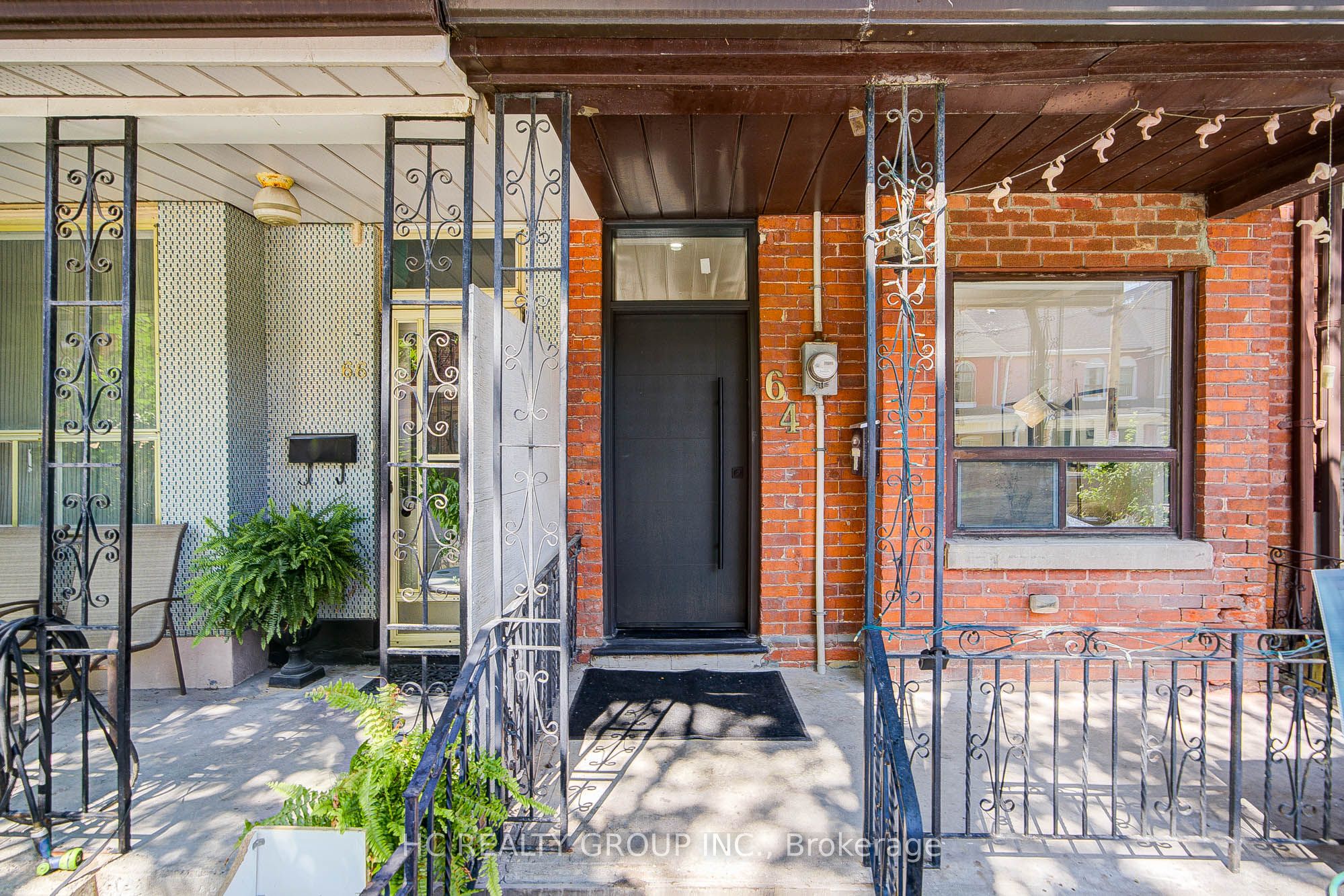 64 Wales Avenue Property Photo 2