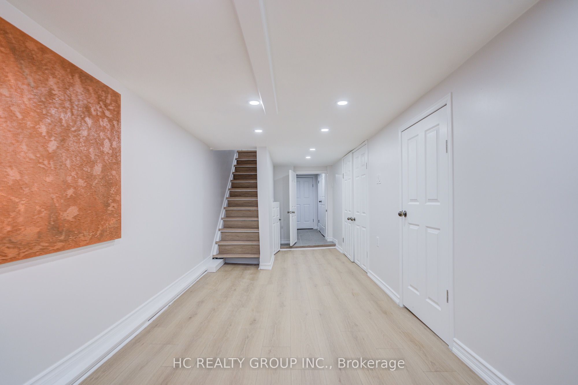 64 Wales Avenue Property Photo 28