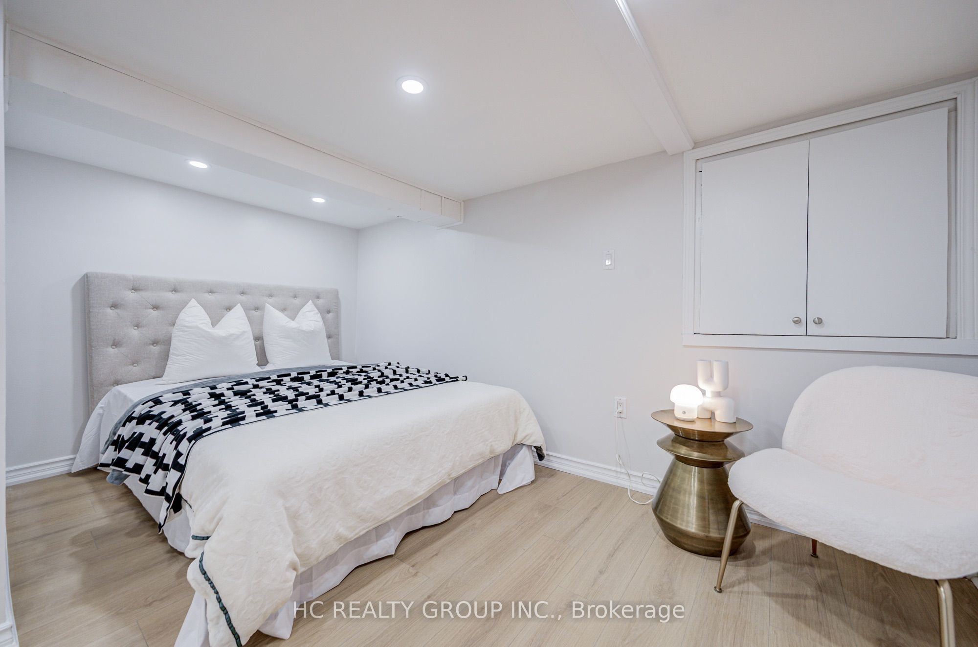 64 Wales Avenue Property Photo 29