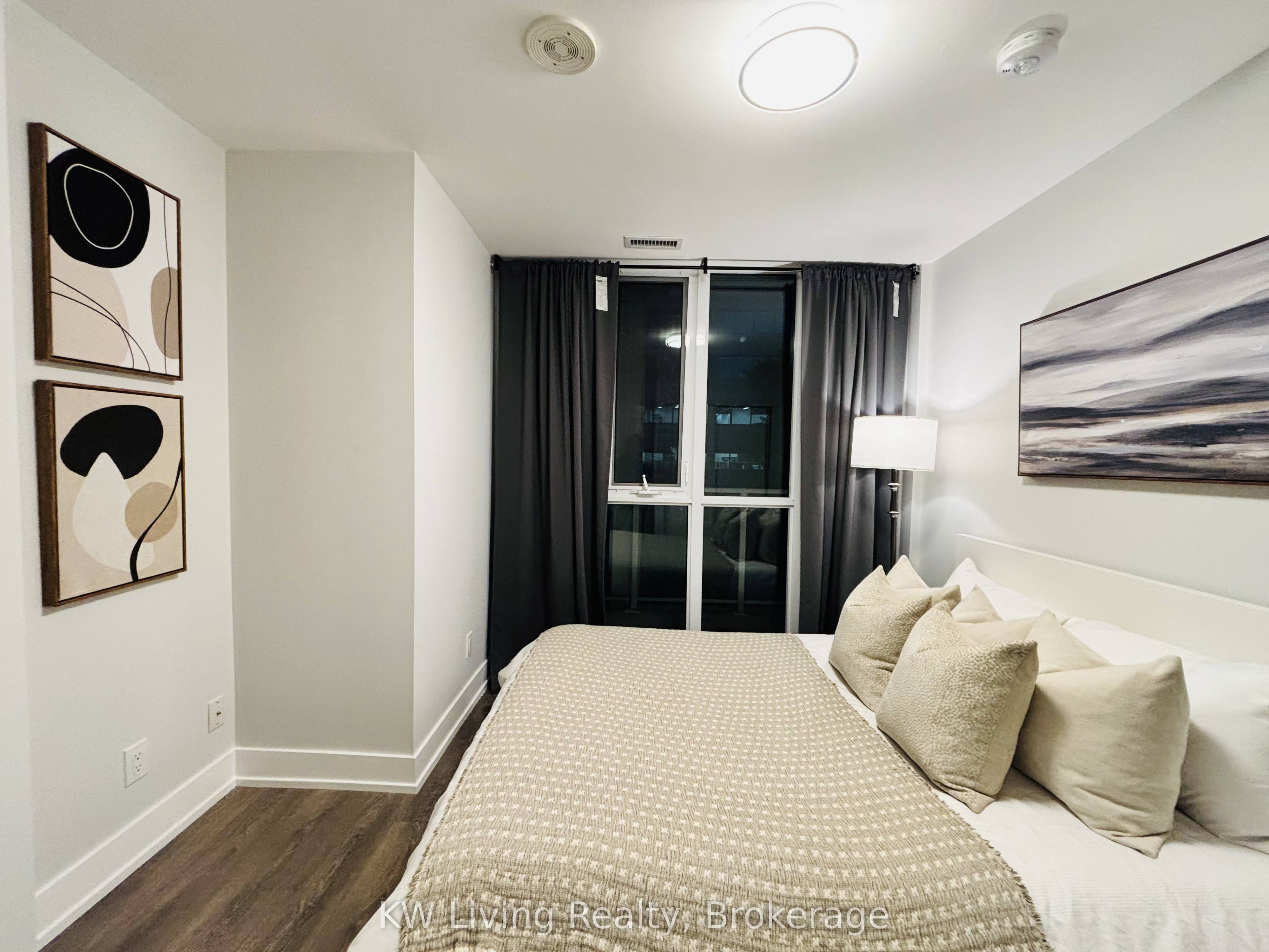 180 Fairview Mall Drive 201 Property Photo 23