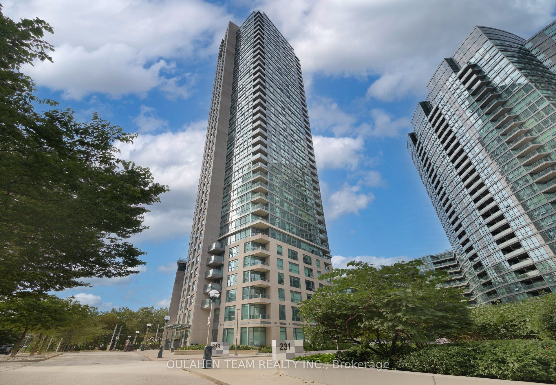 219 Fort York Boulevard 304 Property Photo 1