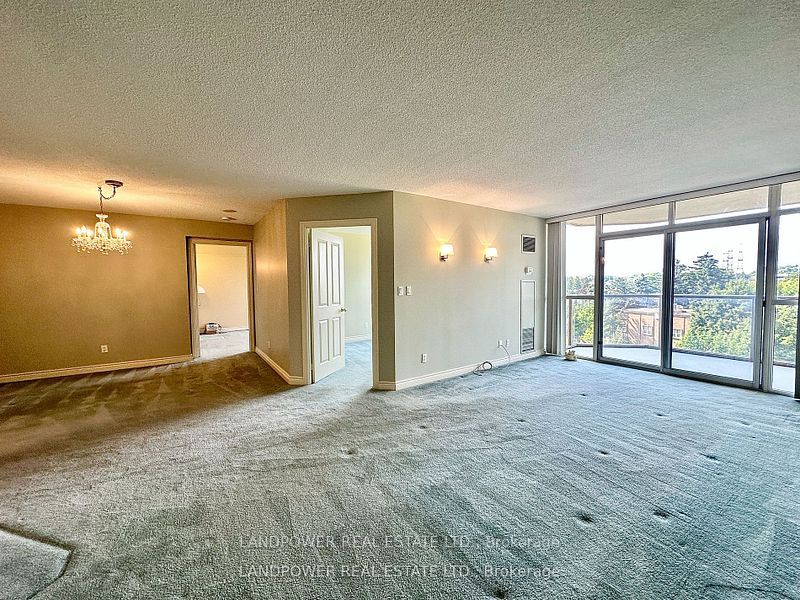 3181 Bayview Avenue #716 Property Photo 8