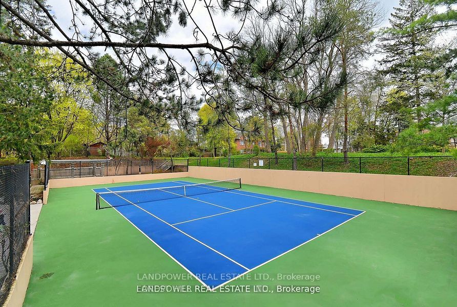 3181 Bayview Avenue #716 Property Photo 23
