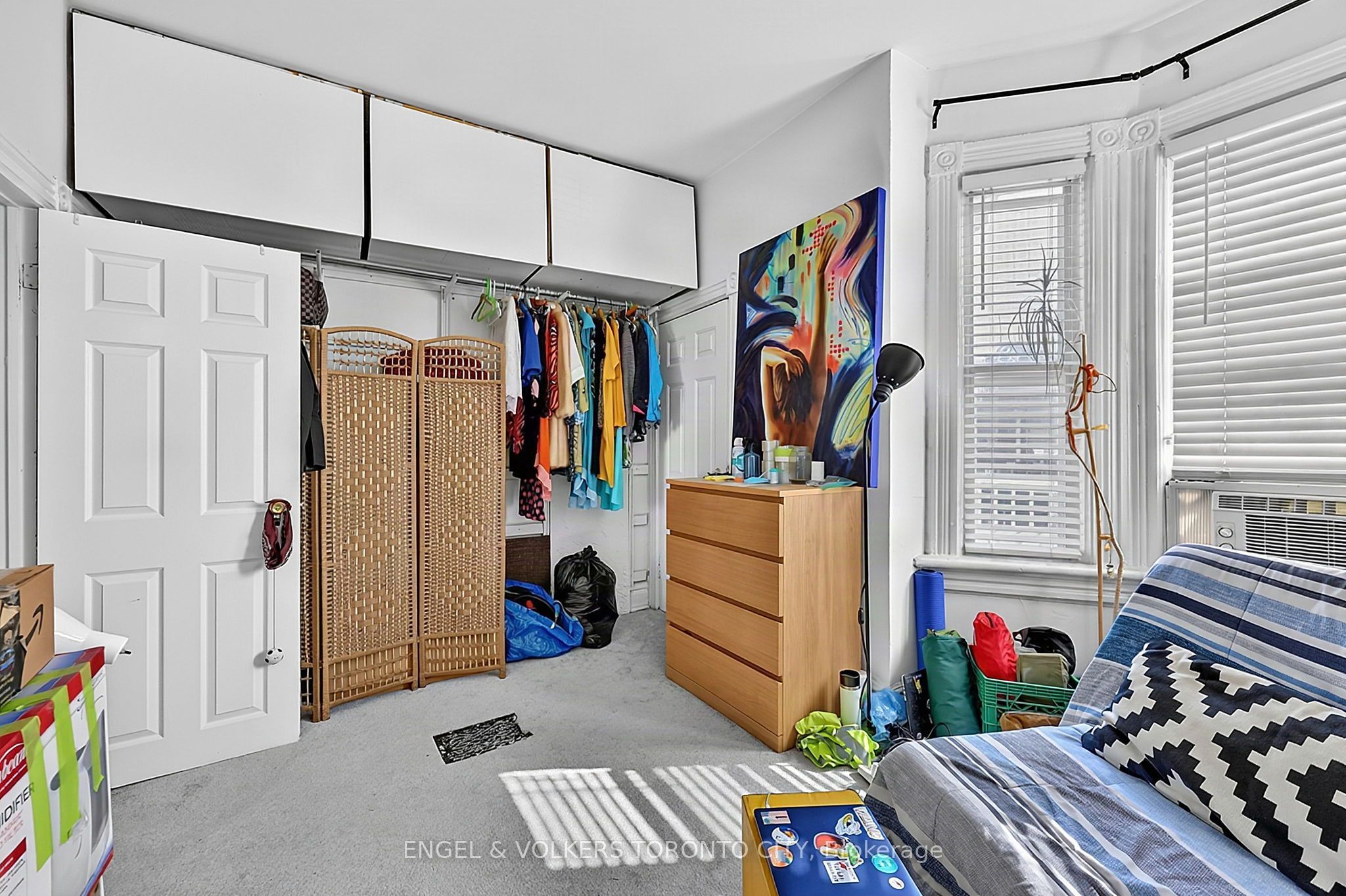 1242 College Street Property Photo 15