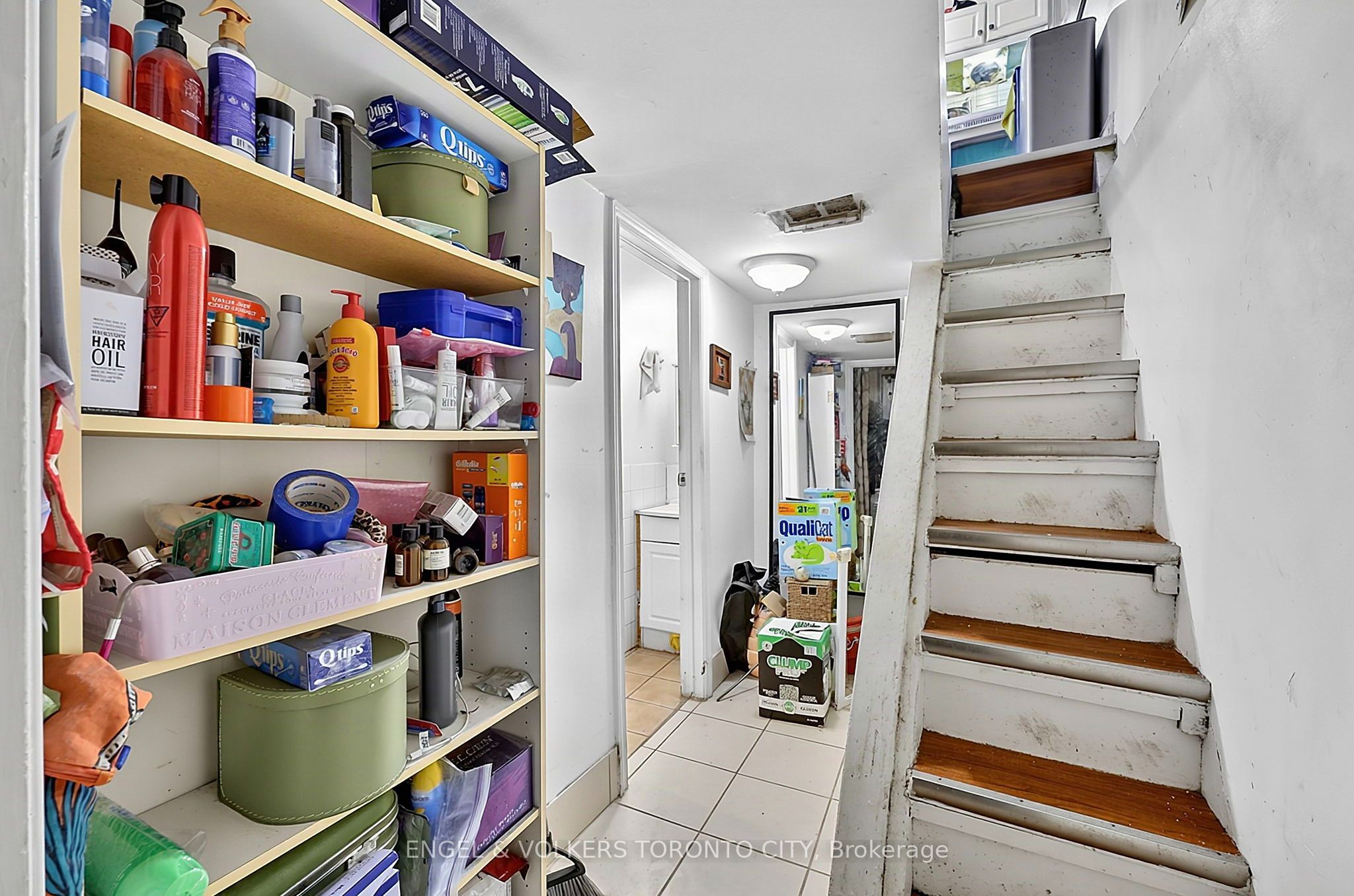 1242 College Street Property Photo 37
