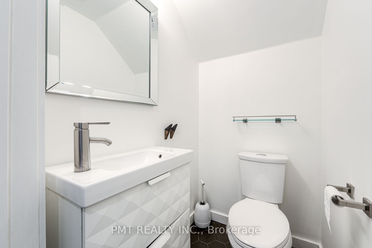 21 Earl Street 124 Property Photo 13