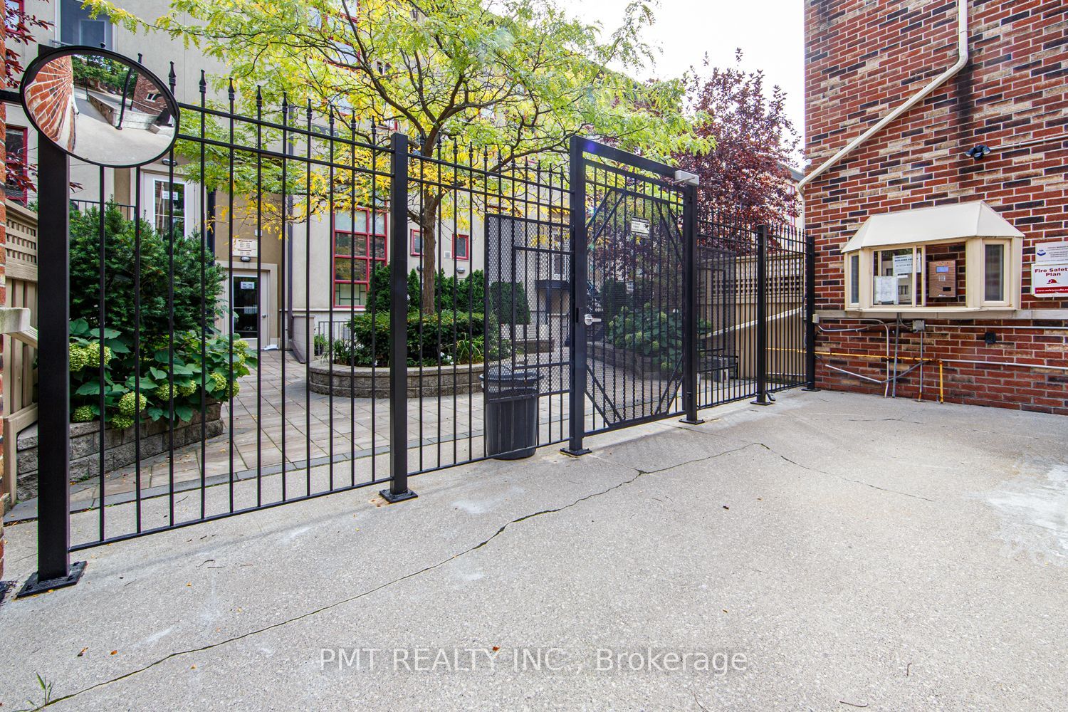 21 Earl Street 124 Property Photo 30