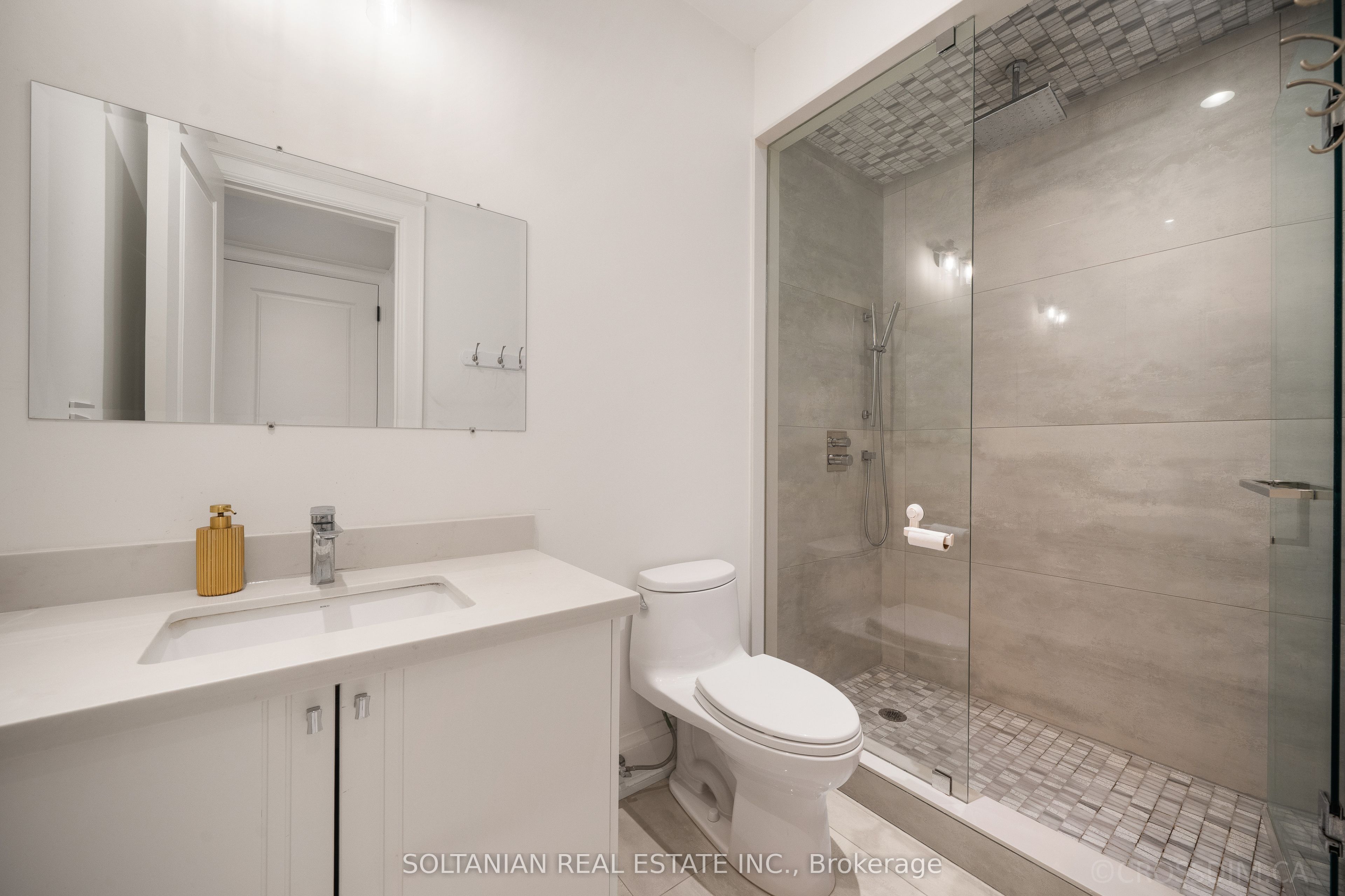 15 Calvin Avenue Property Photo 42