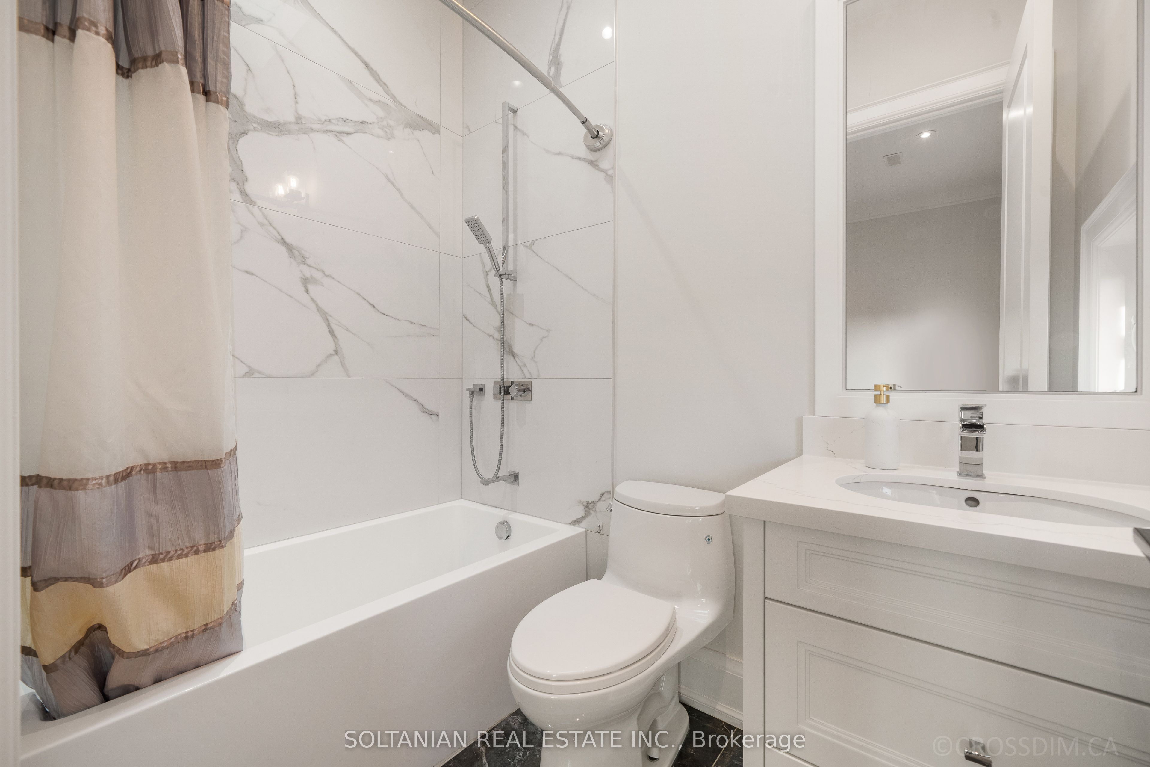 15 Calvin Avenue Property Photo 43