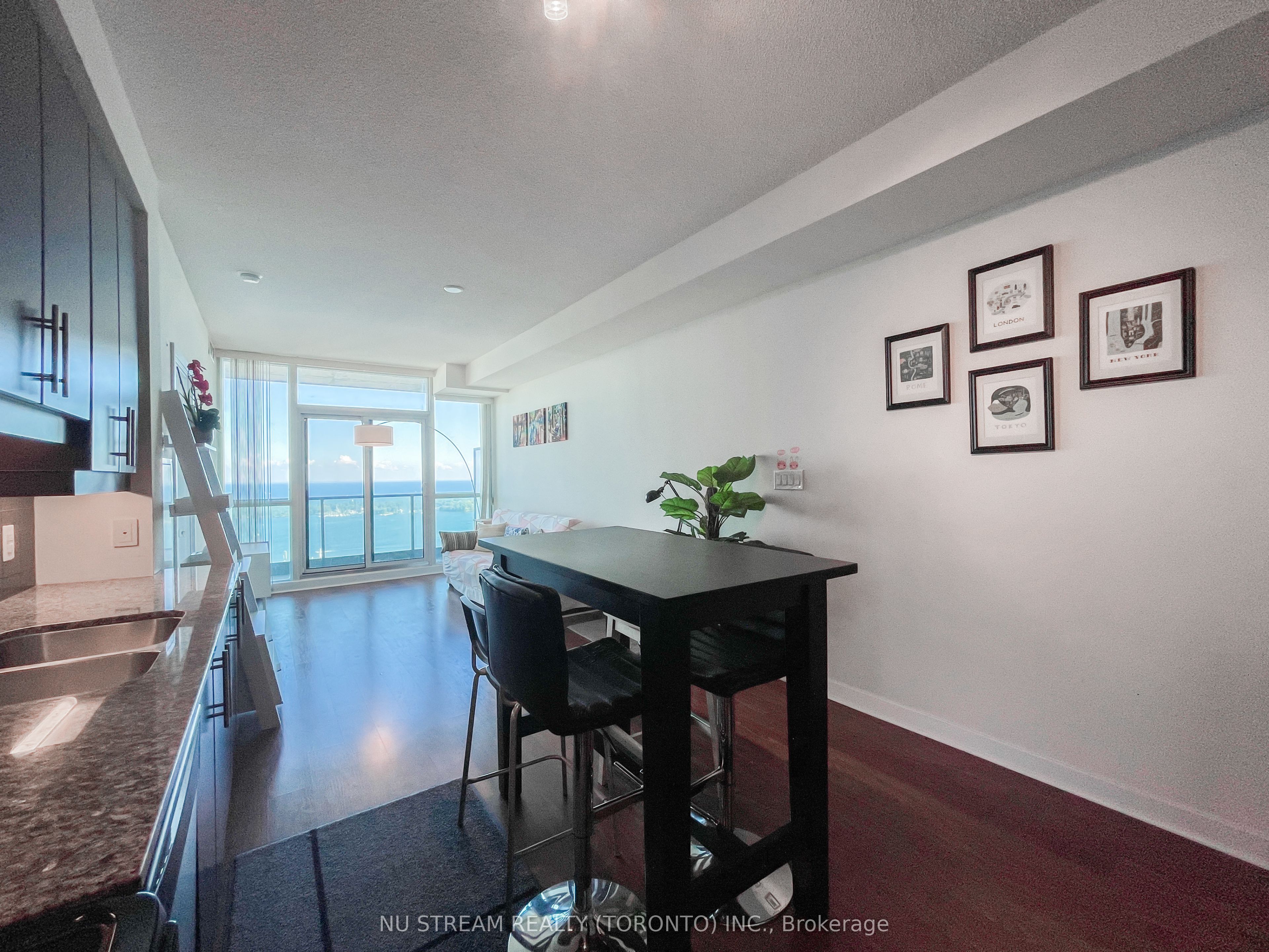 33 Bay Street 4509 Property Photo 11