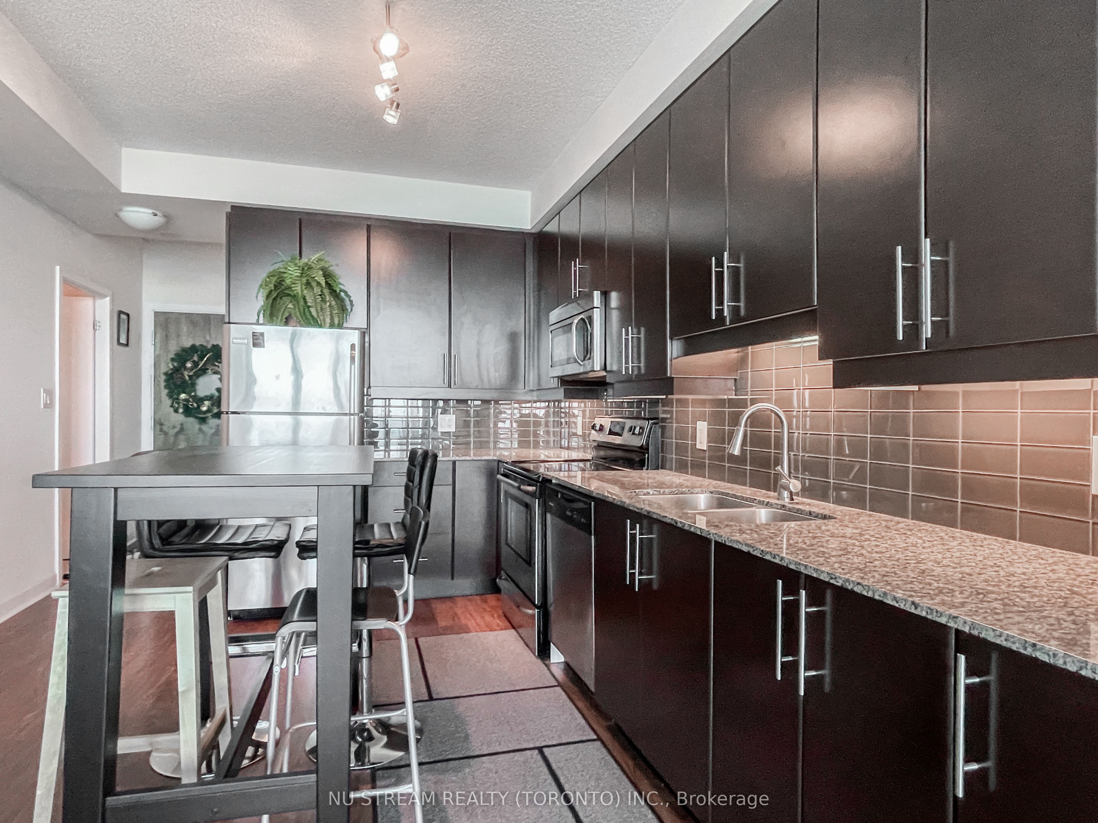 33 Bay Street 4509 Property Photo 16