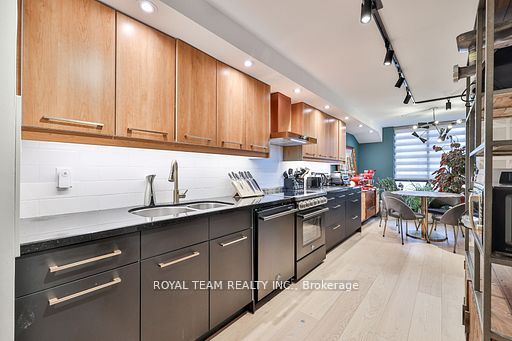 211 Saint Patrick Street C-ph 10 Property Photo 23