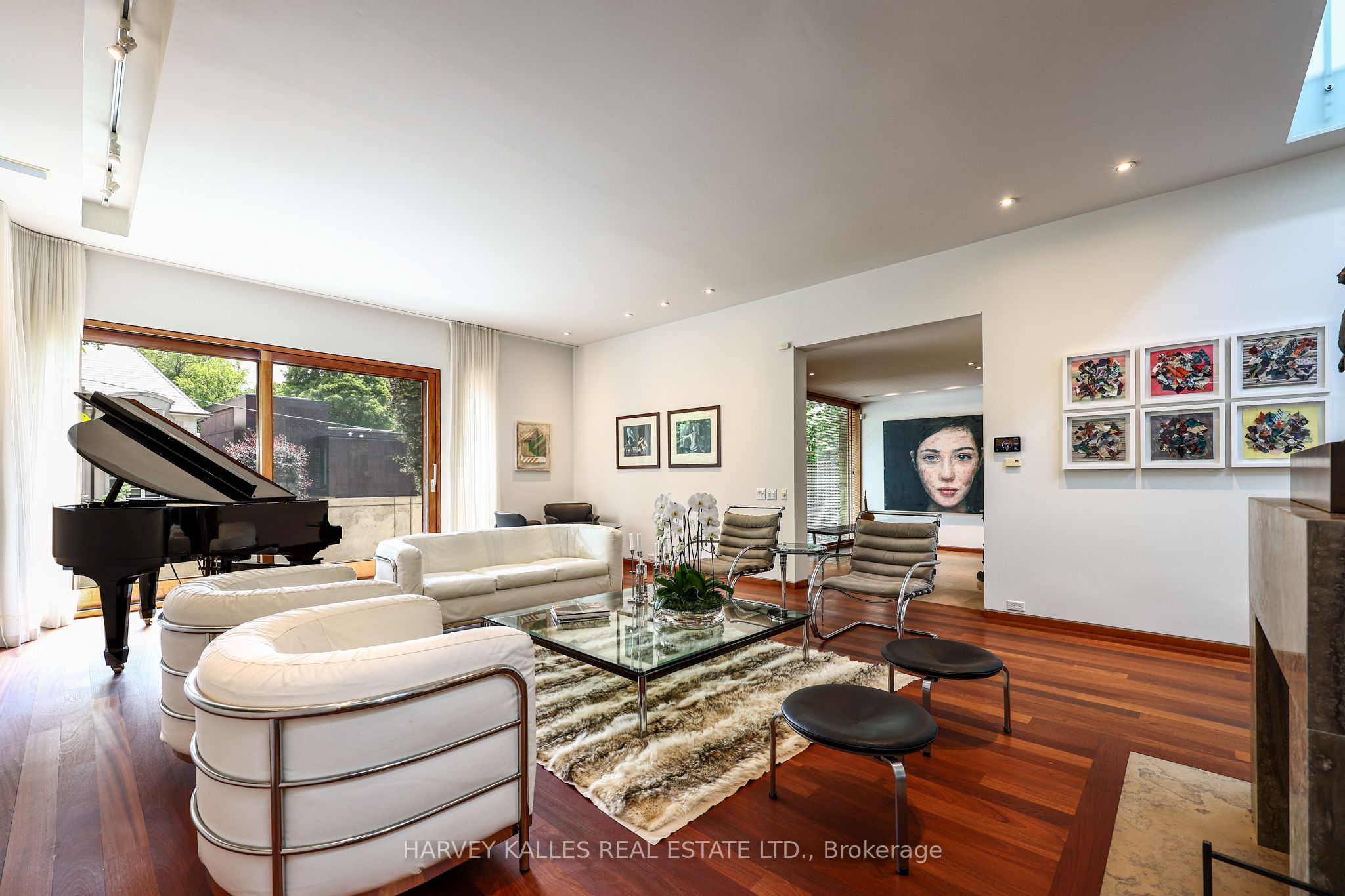 36 Millbank Avenue Property Photo 8