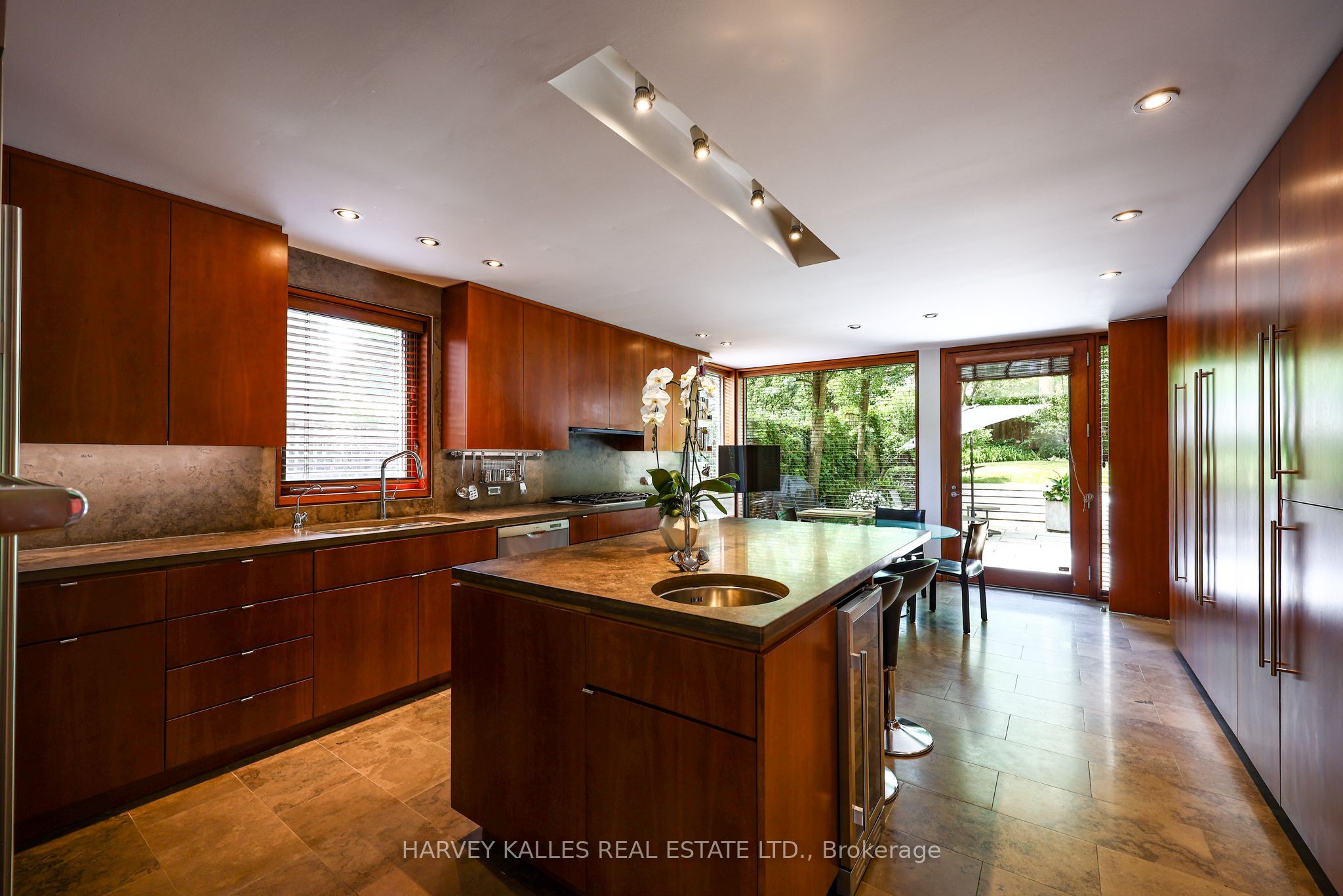 36 Millbank Avenue Property Photo 18
