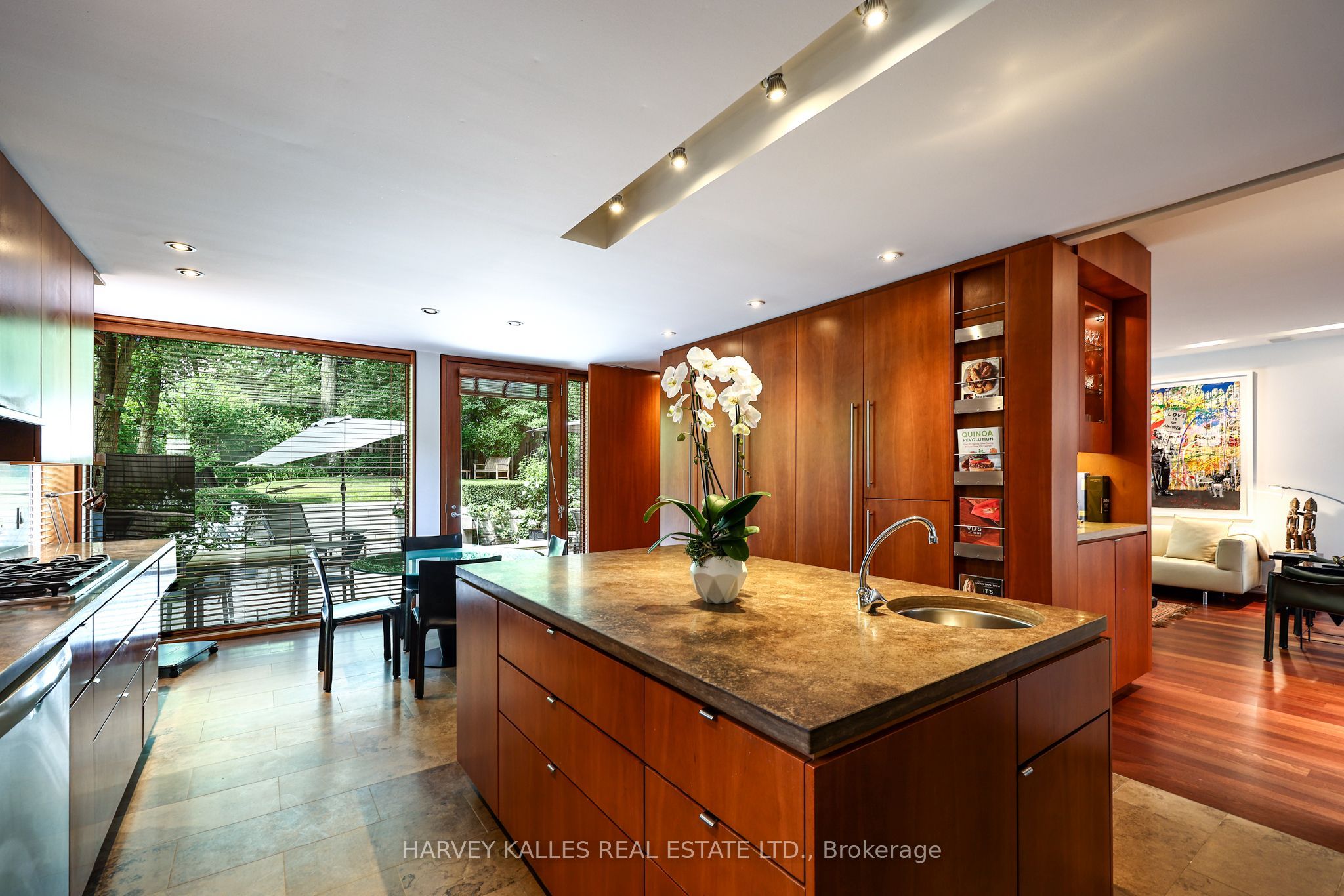 36 Millbank Avenue Property Photo 19