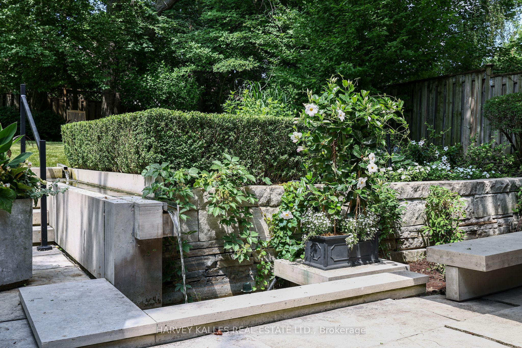 36 Millbank Avenue Property Photo 22