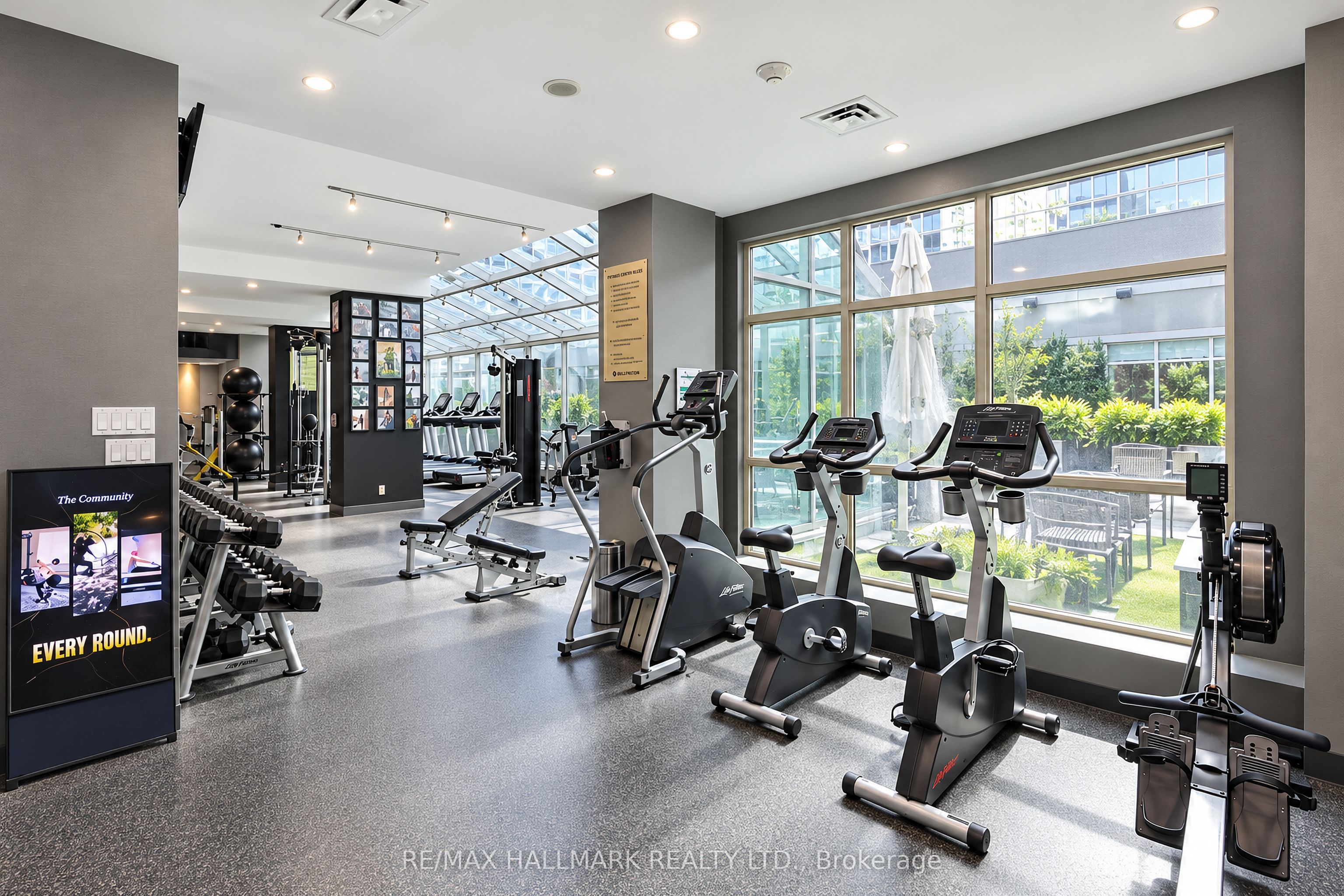 350 Wellington Street W M5 Property Photo 41