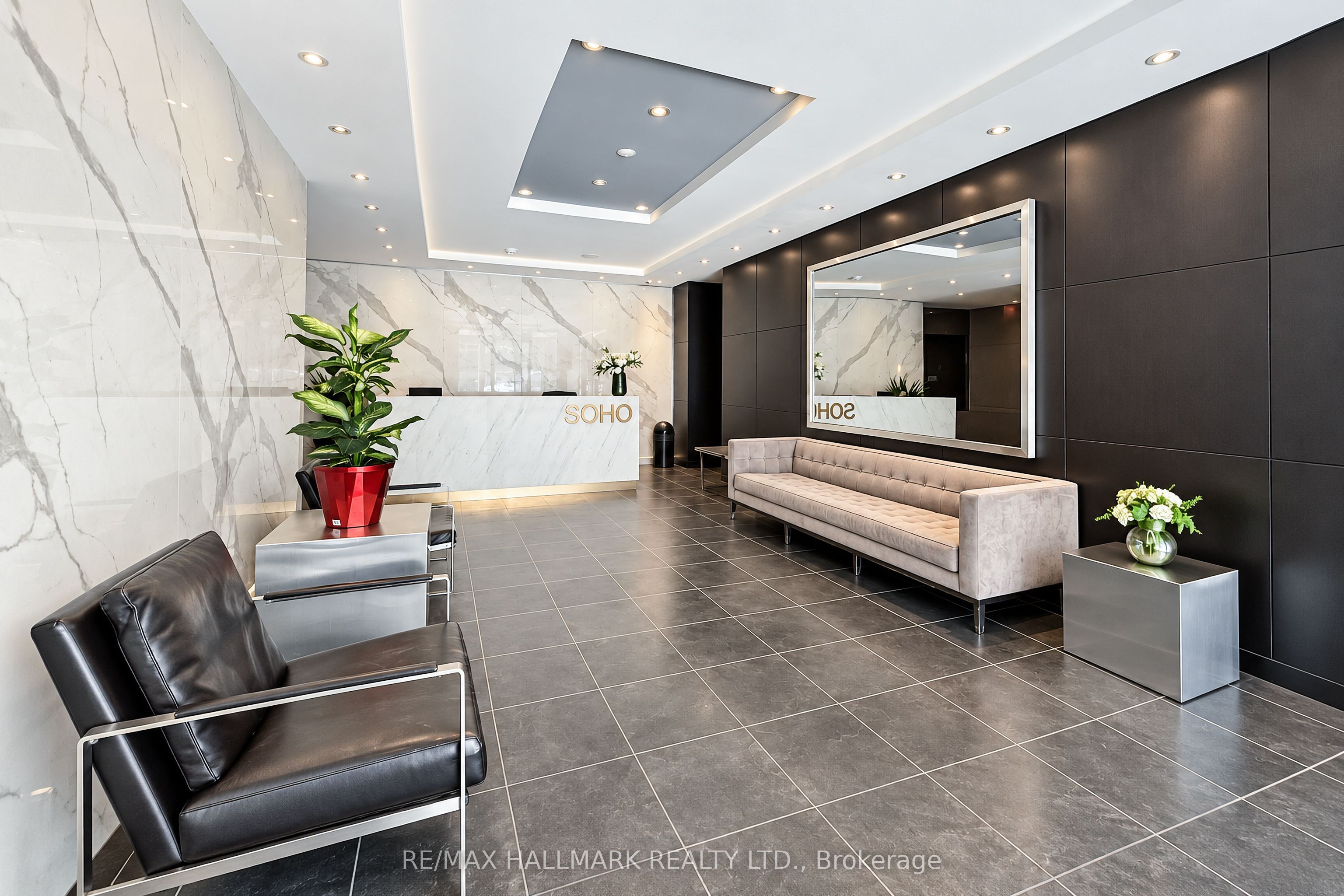 350 Wellington Street W M5 Property Photo 46